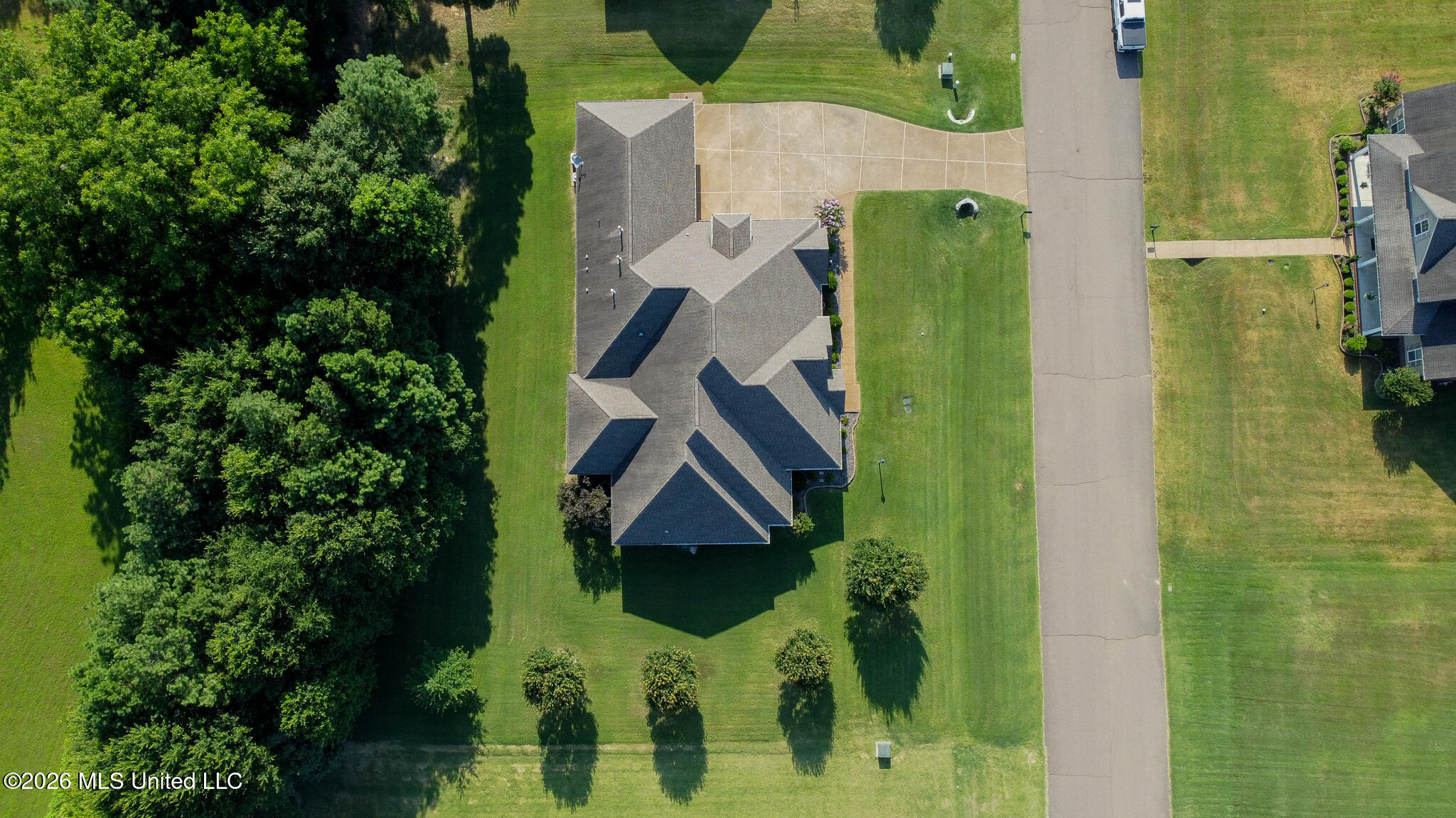 4650 Pleasant Breeze Drive Property Photo 5