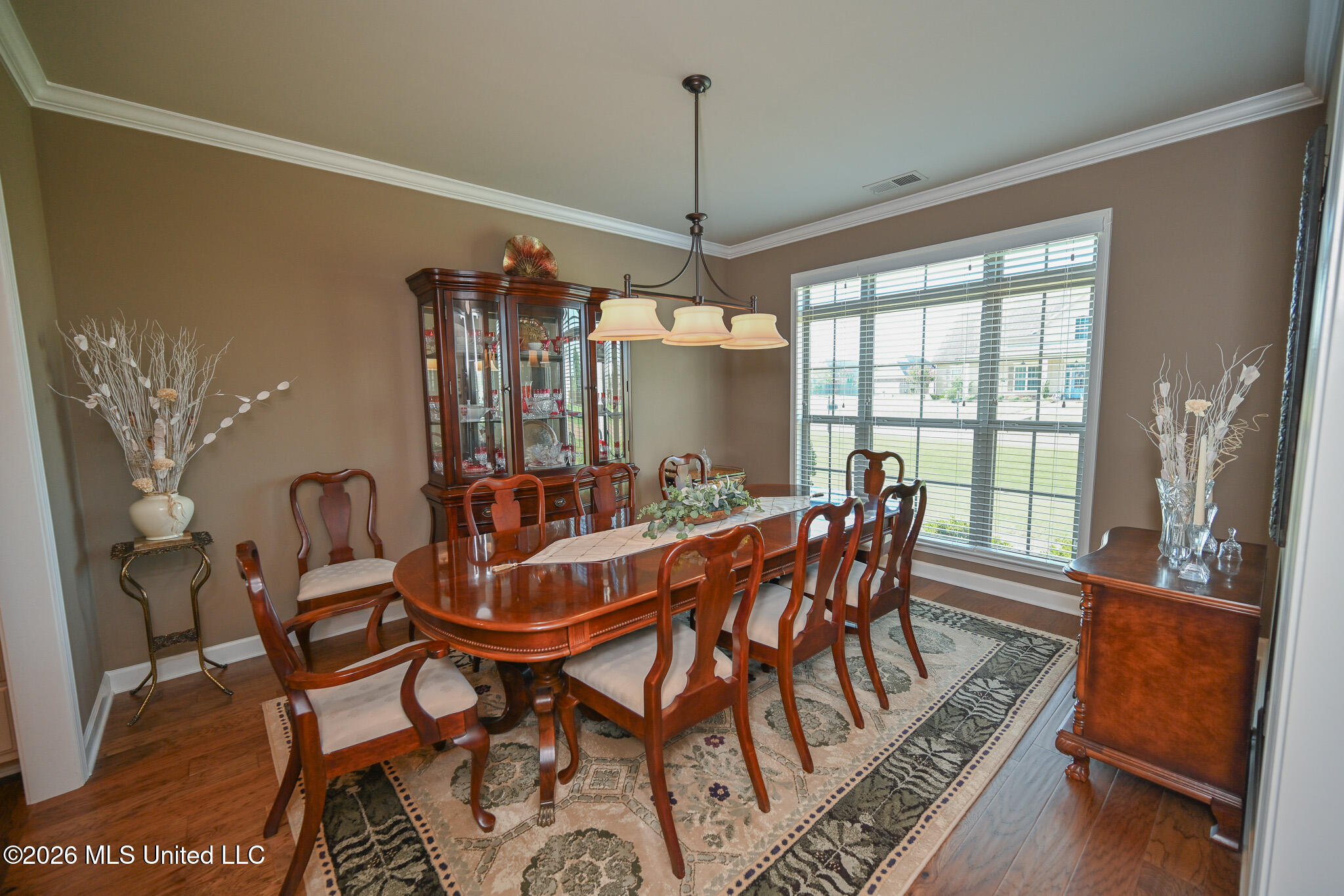 4650 Pleasant Breeze Drive Property Photo 6