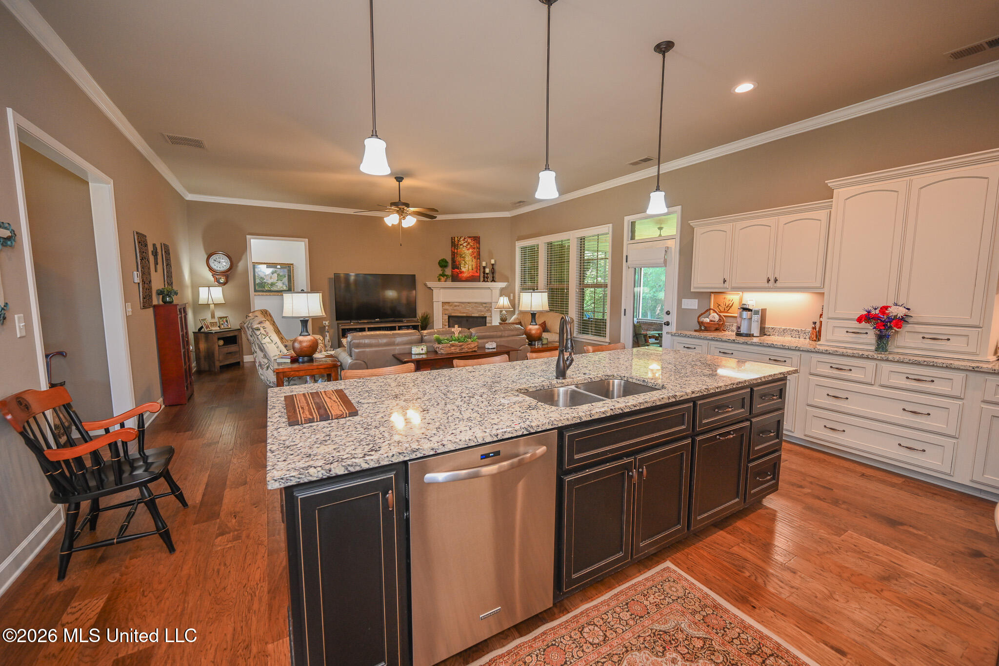 4650 Pleasant Breeze Drive Property Photo 15