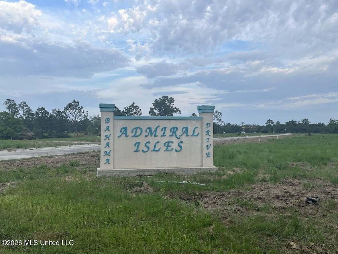 Admiral Drive Property Photo 3