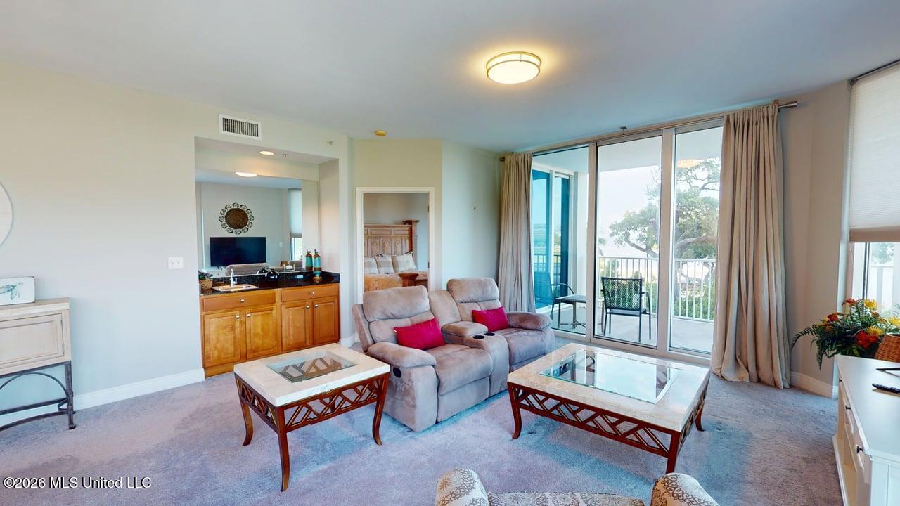2668 Beach Boulevard Property Photo 3