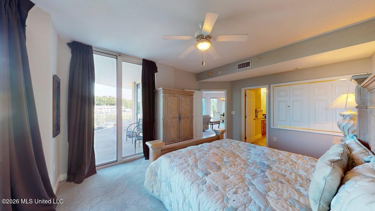 2668 Beach Boulevard Property Photo 11