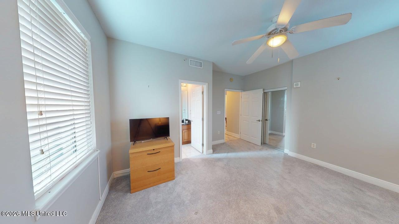 2668 Beach Boulevard Property Photo 19