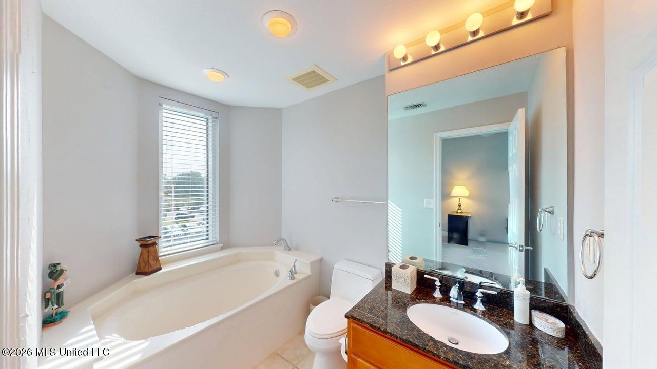 2668 Beach Boulevard Property Photo 20