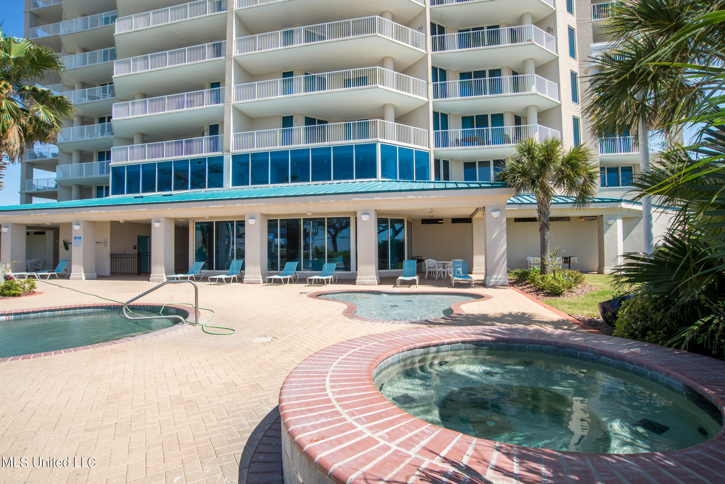 2668 Beach Boulevard Property Photo 29
