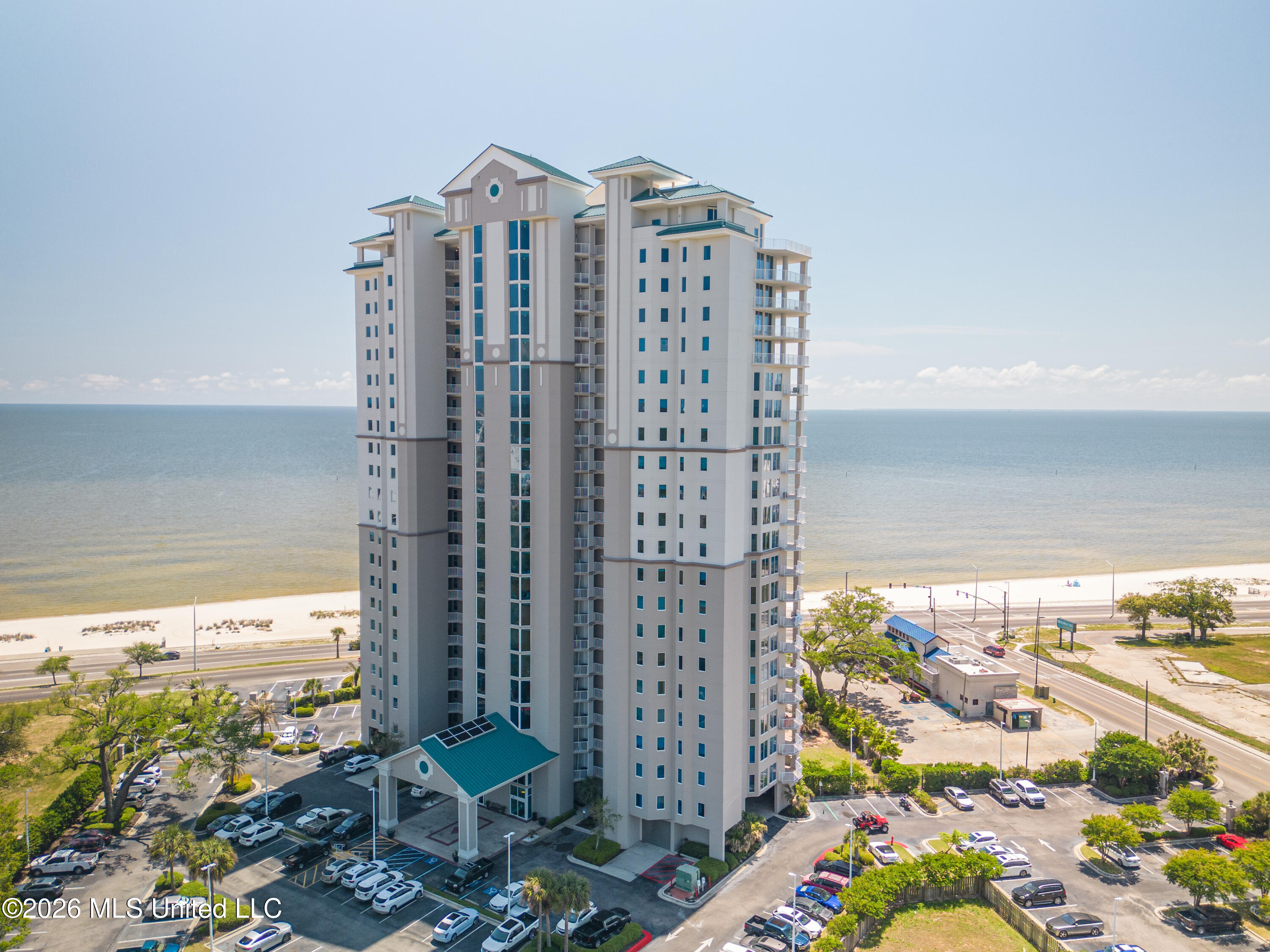 2668 Beach Boulevard Property Photo 40