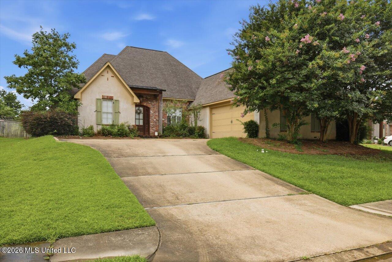188 Carmichael Boulevard Property Photo 1