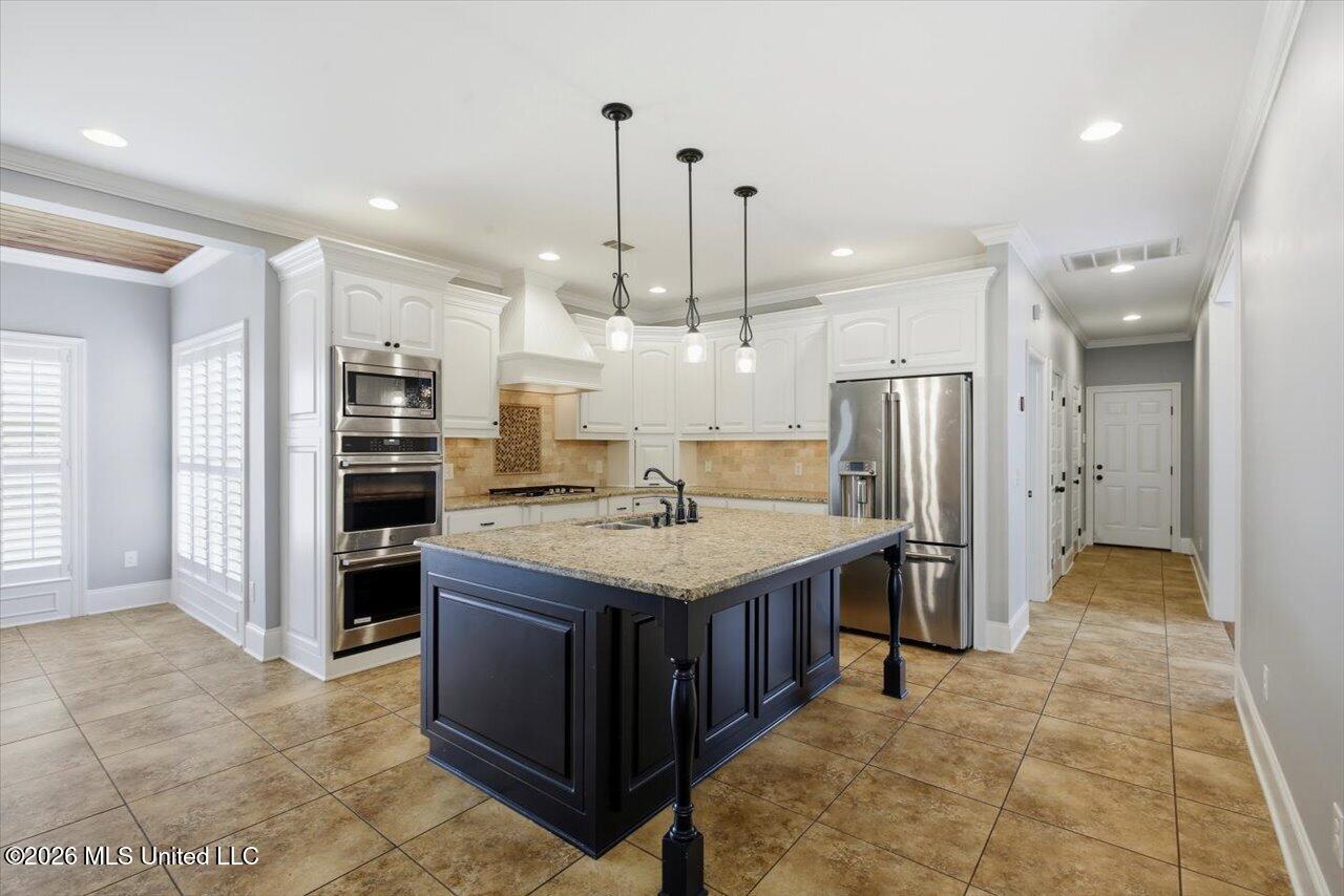 188 Carmichael Boulevard Property Photo 11