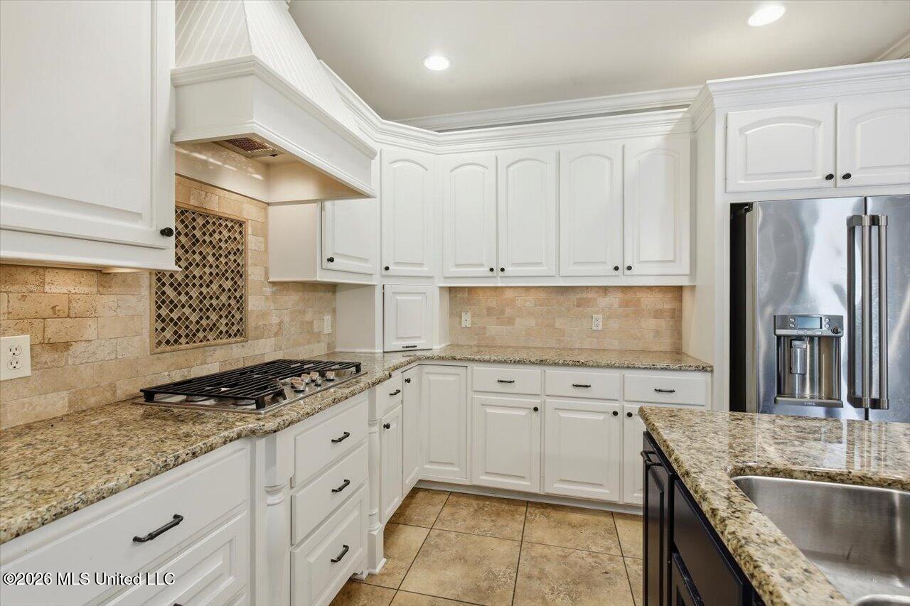 188 Carmichael Boulevard Property Photo 13