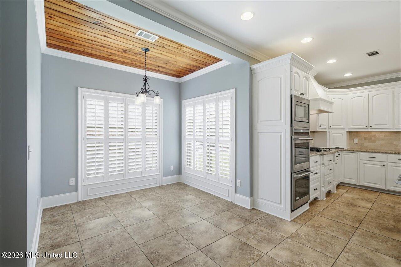 188 Carmichael Boulevard Property Photo 20
