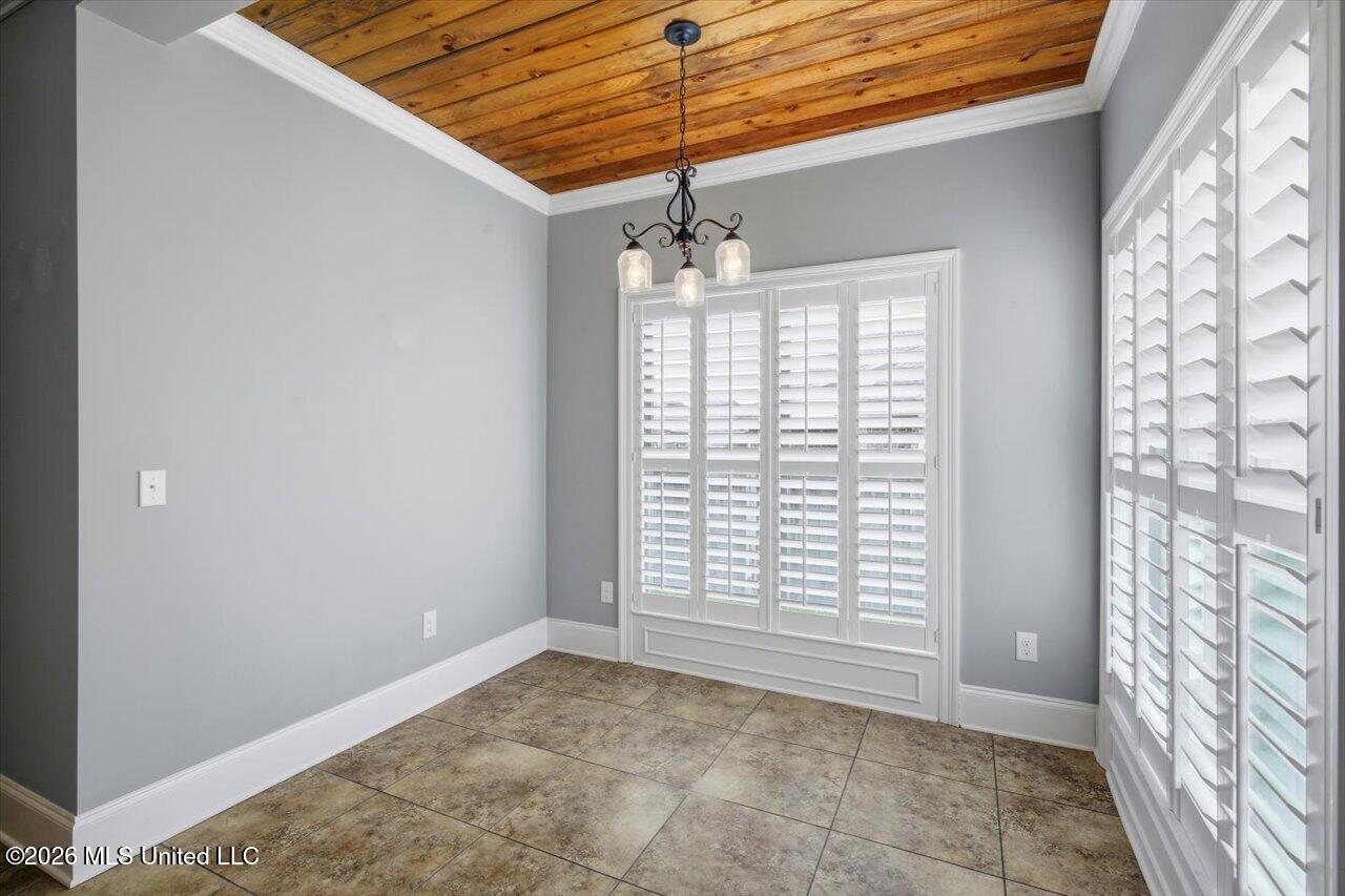 188 Carmichael Boulevard Property Photo 21