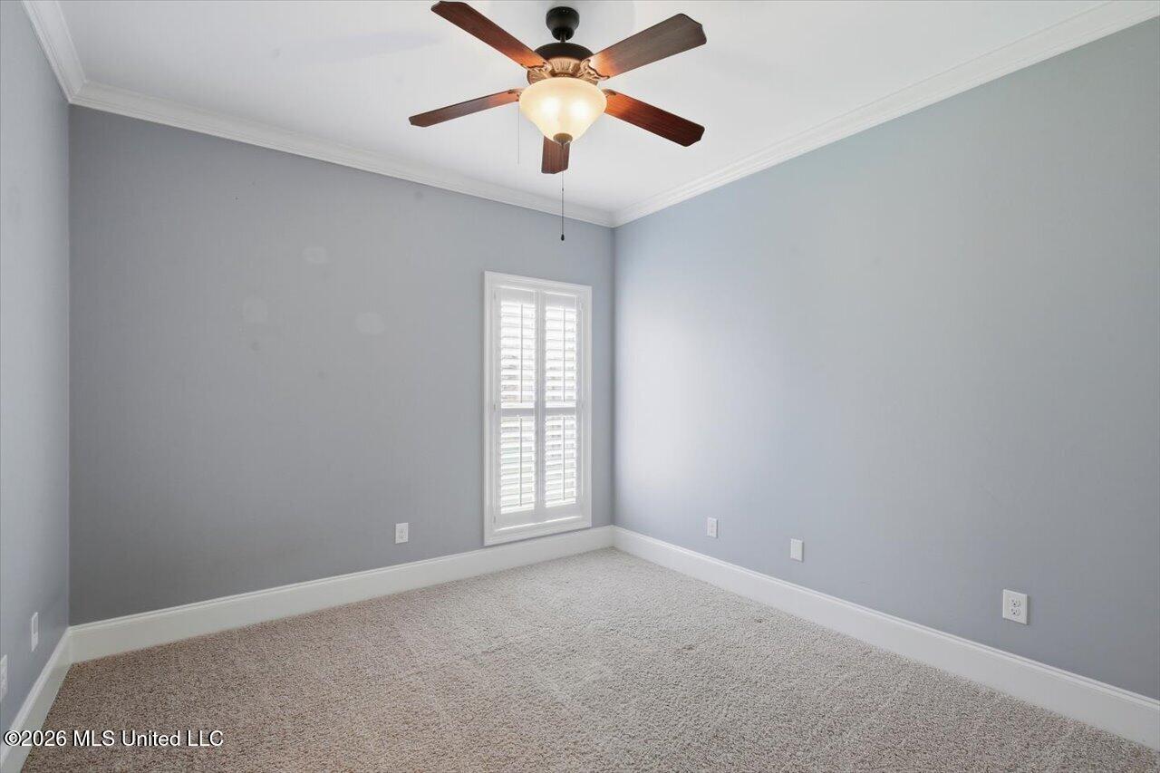 188 Carmichael Boulevard Property Photo 34