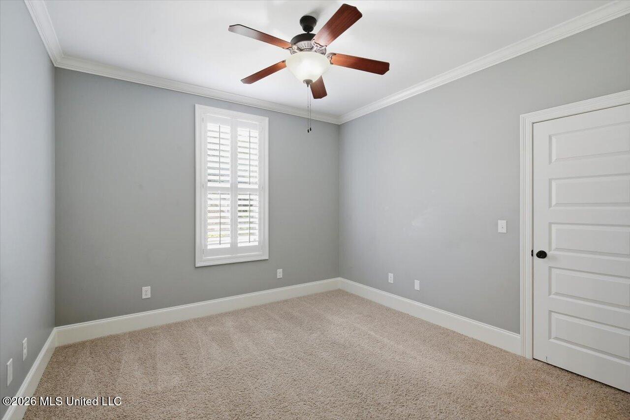 188 Carmichael Boulevard Property Photo 38