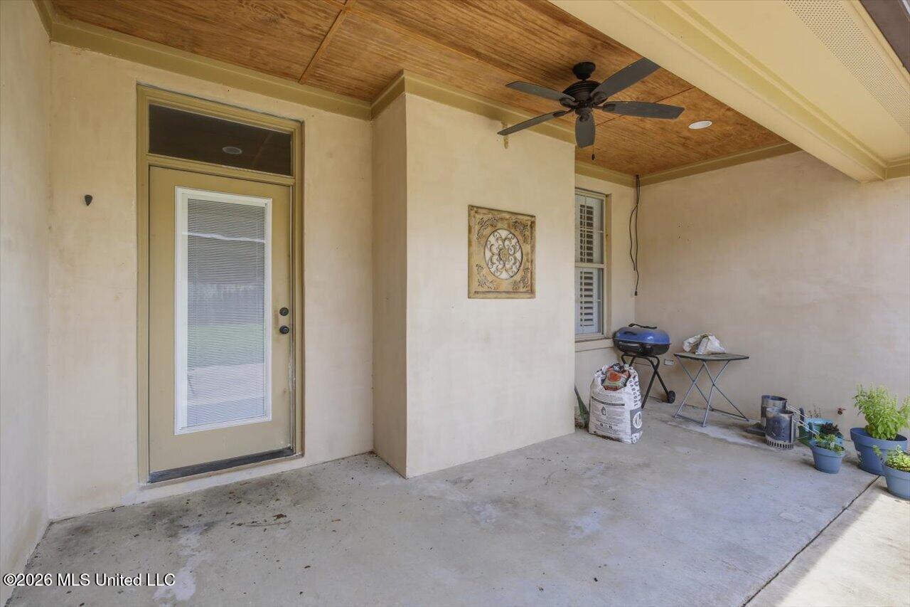188 Carmichael Boulevard Property Photo 39