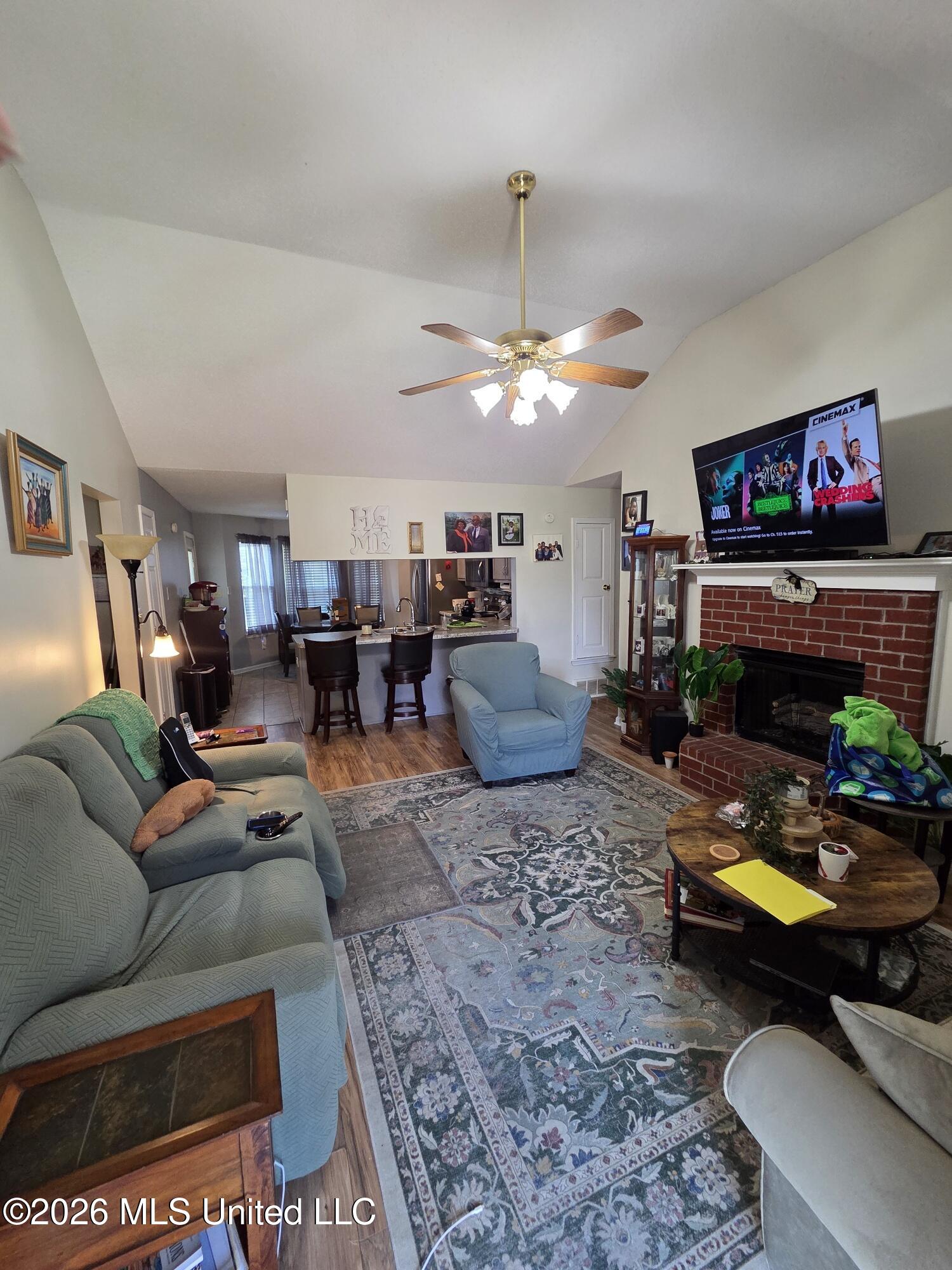 4364 Shadow Ridge Drive Property Photo 3