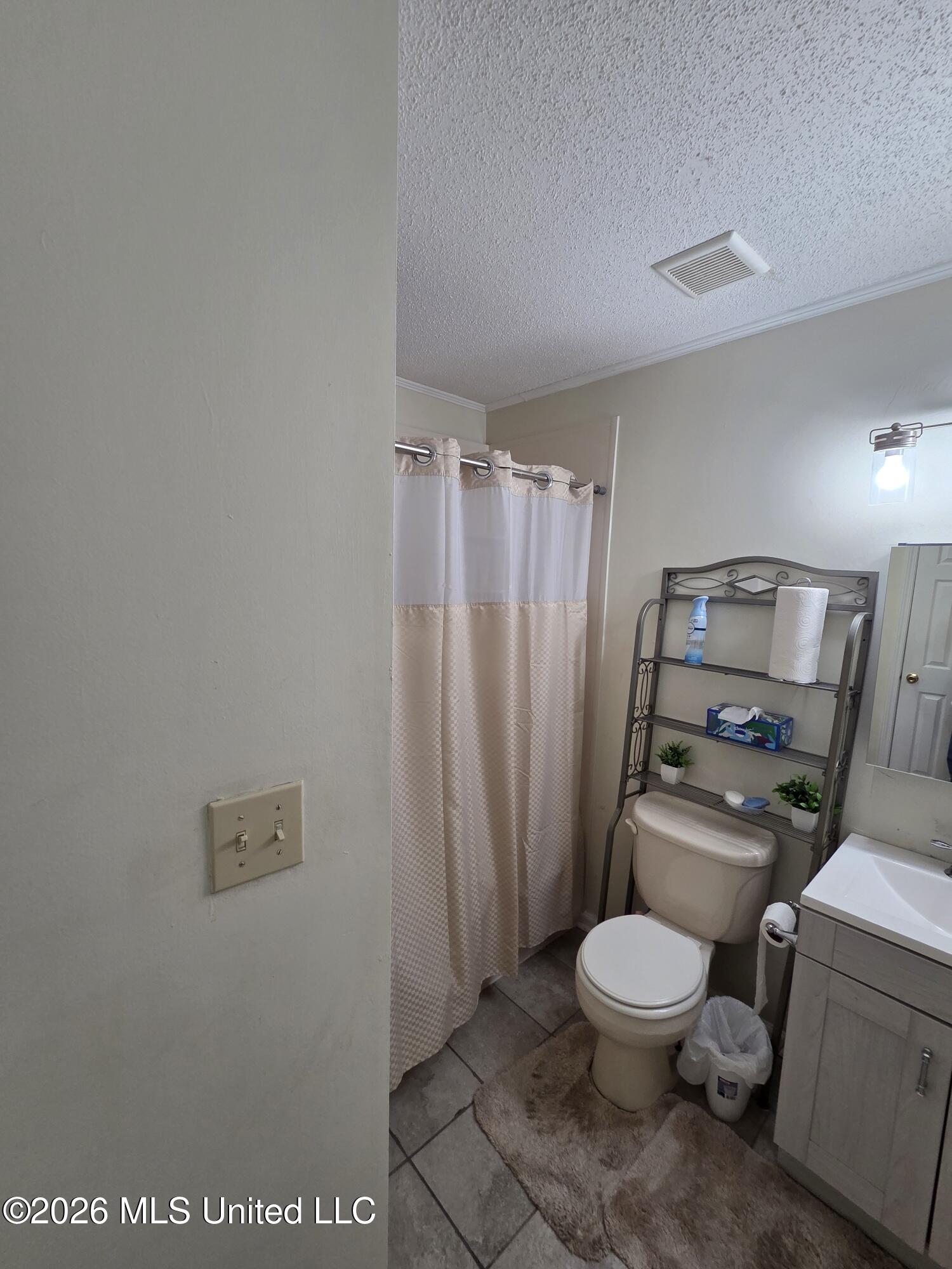 4364 Shadow Ridge Drive Property Photo 14