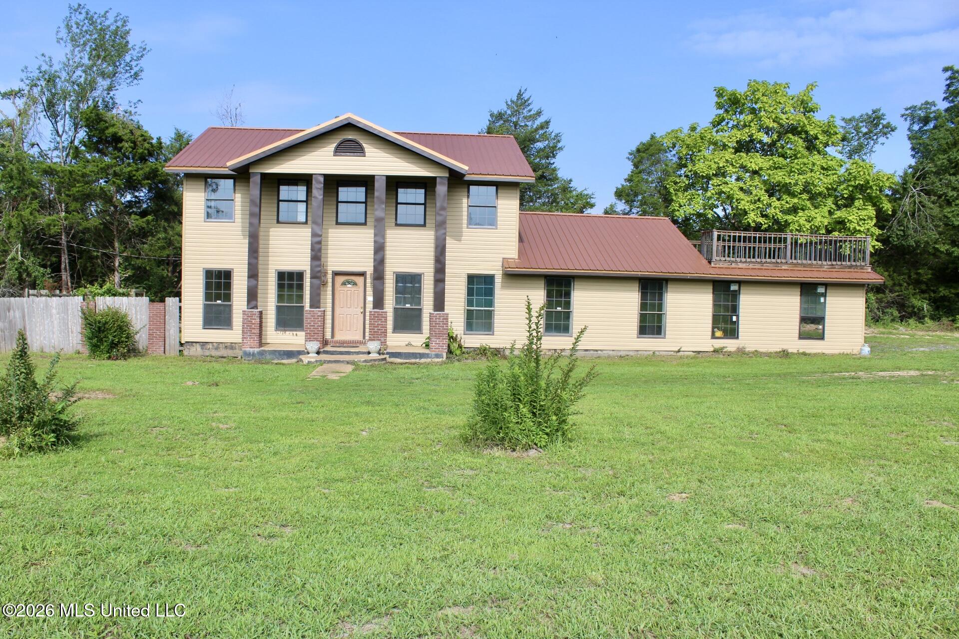 1838 Dees Road Property Photo 1