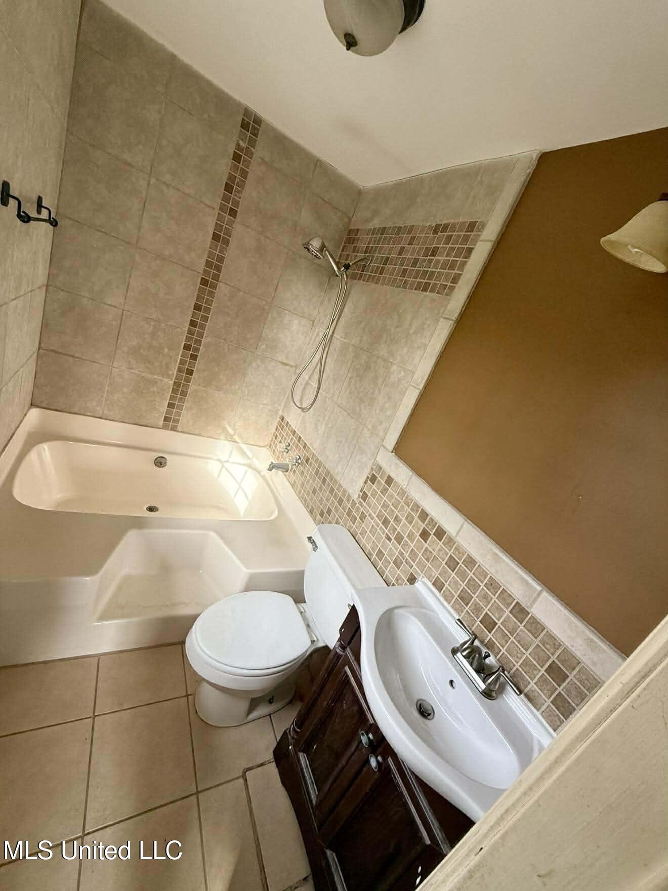1838 Dees Road Property Photo 24
