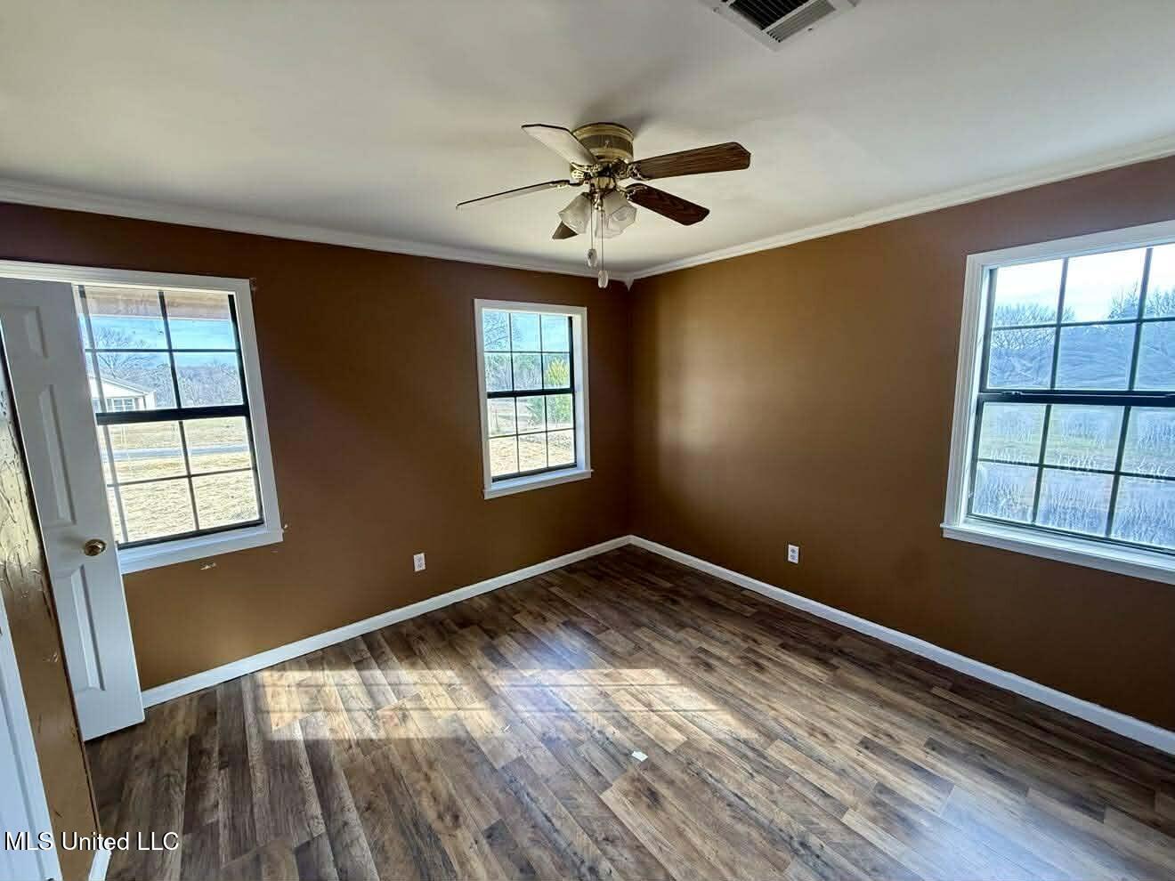 1838 Dees Road Property Photo 25