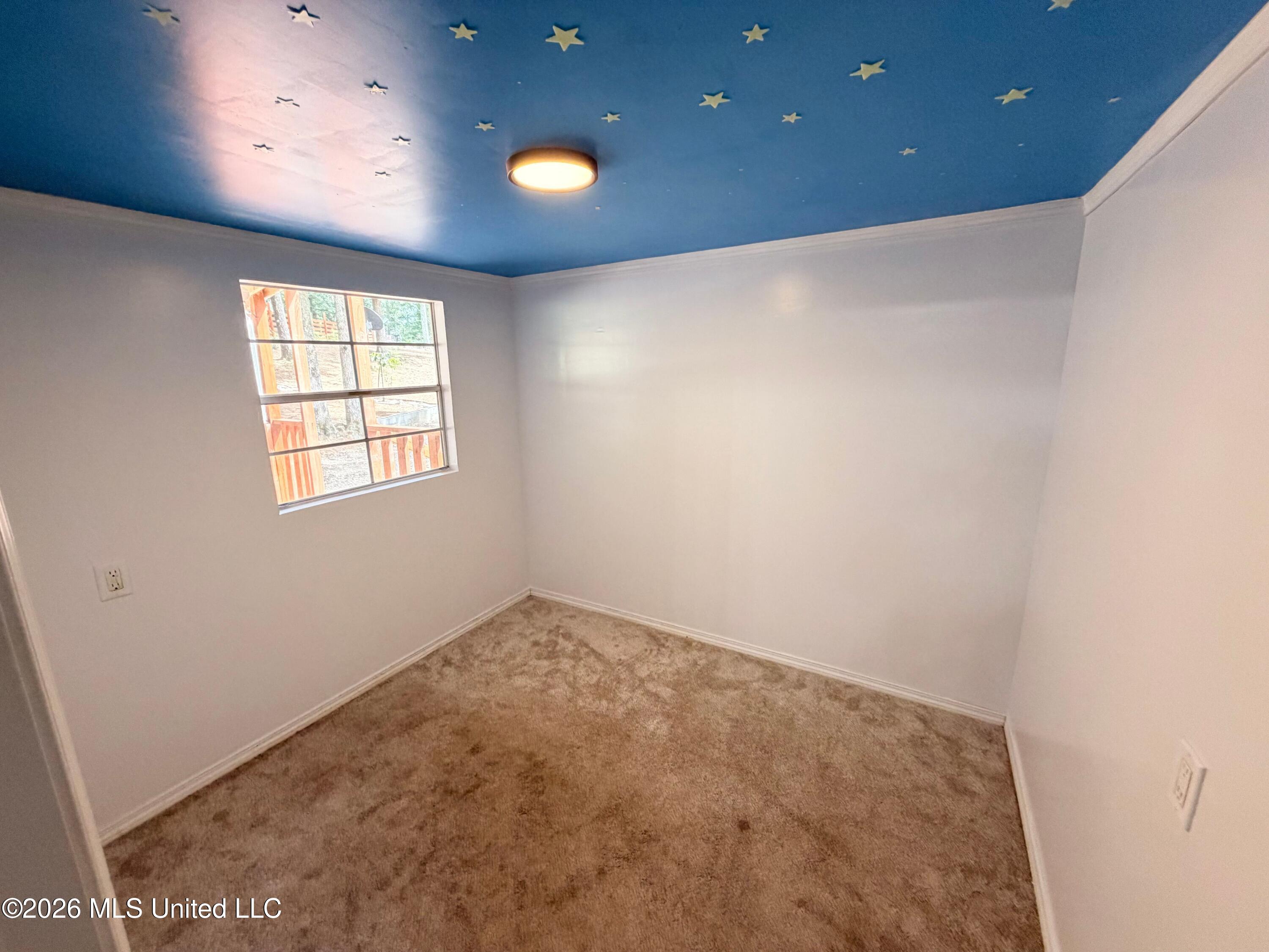 201 Ridgewood Property Photo 8