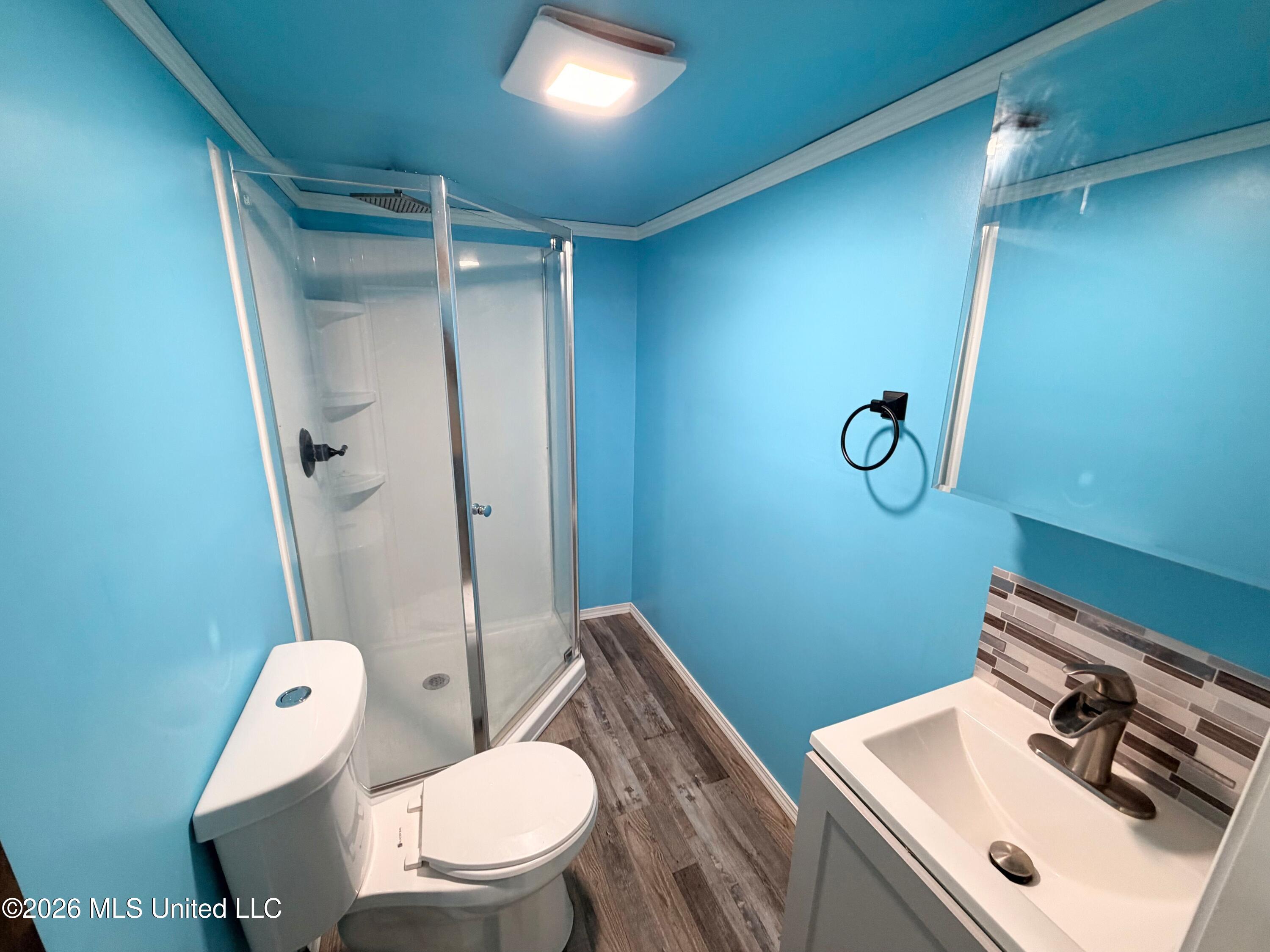 201 Ridgewood Property Photo 10