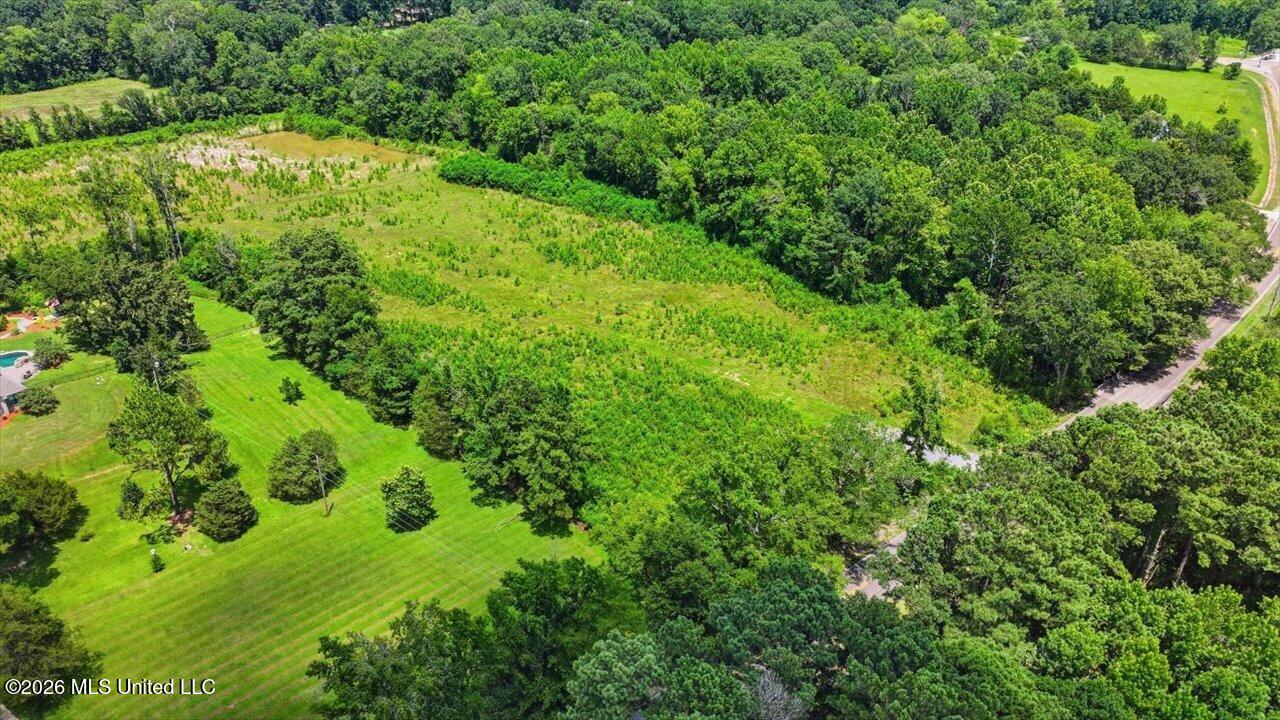 Luckney Road Property Photo 16