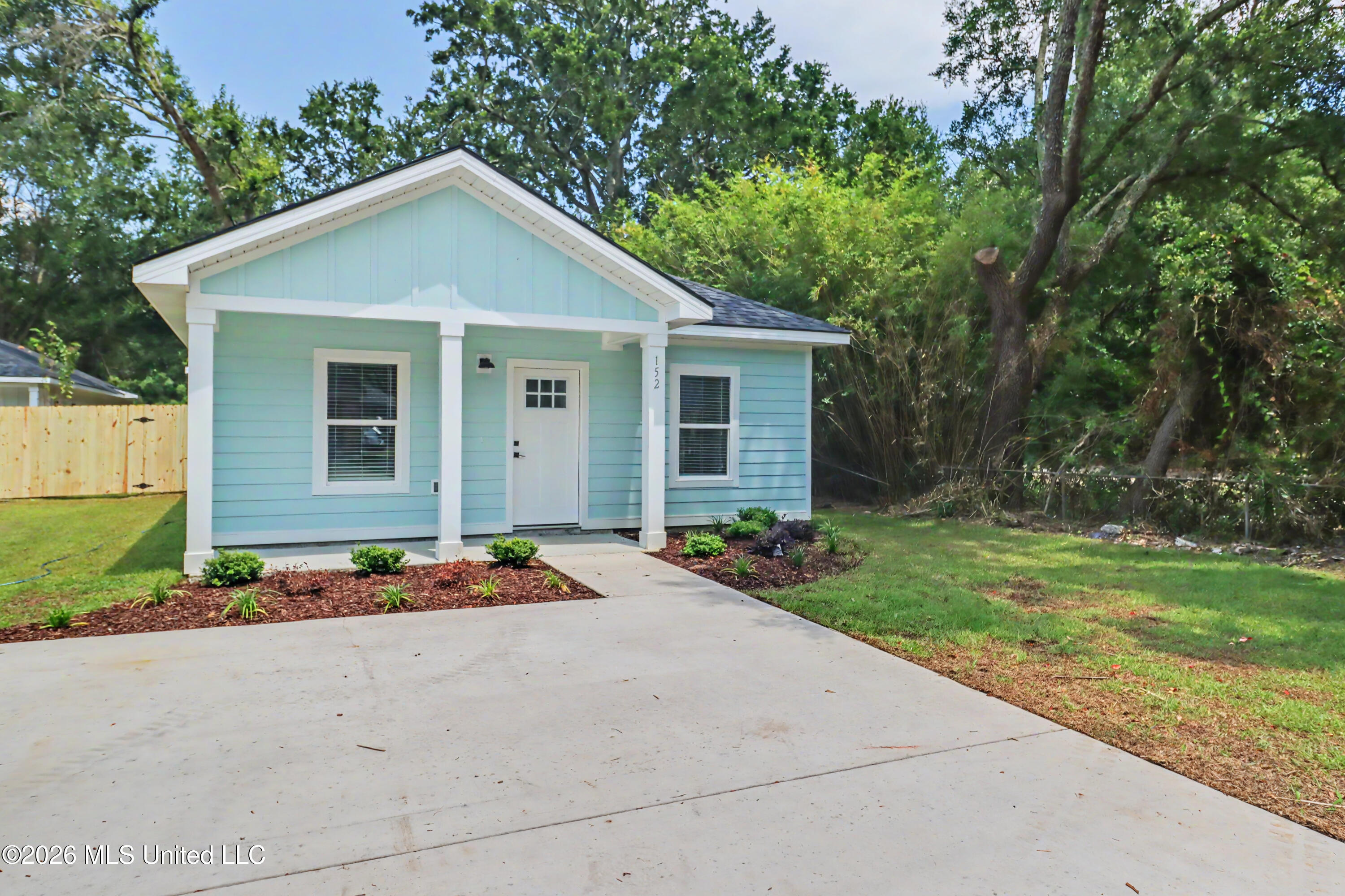 152 Balmoral Avenue Property Photo 1