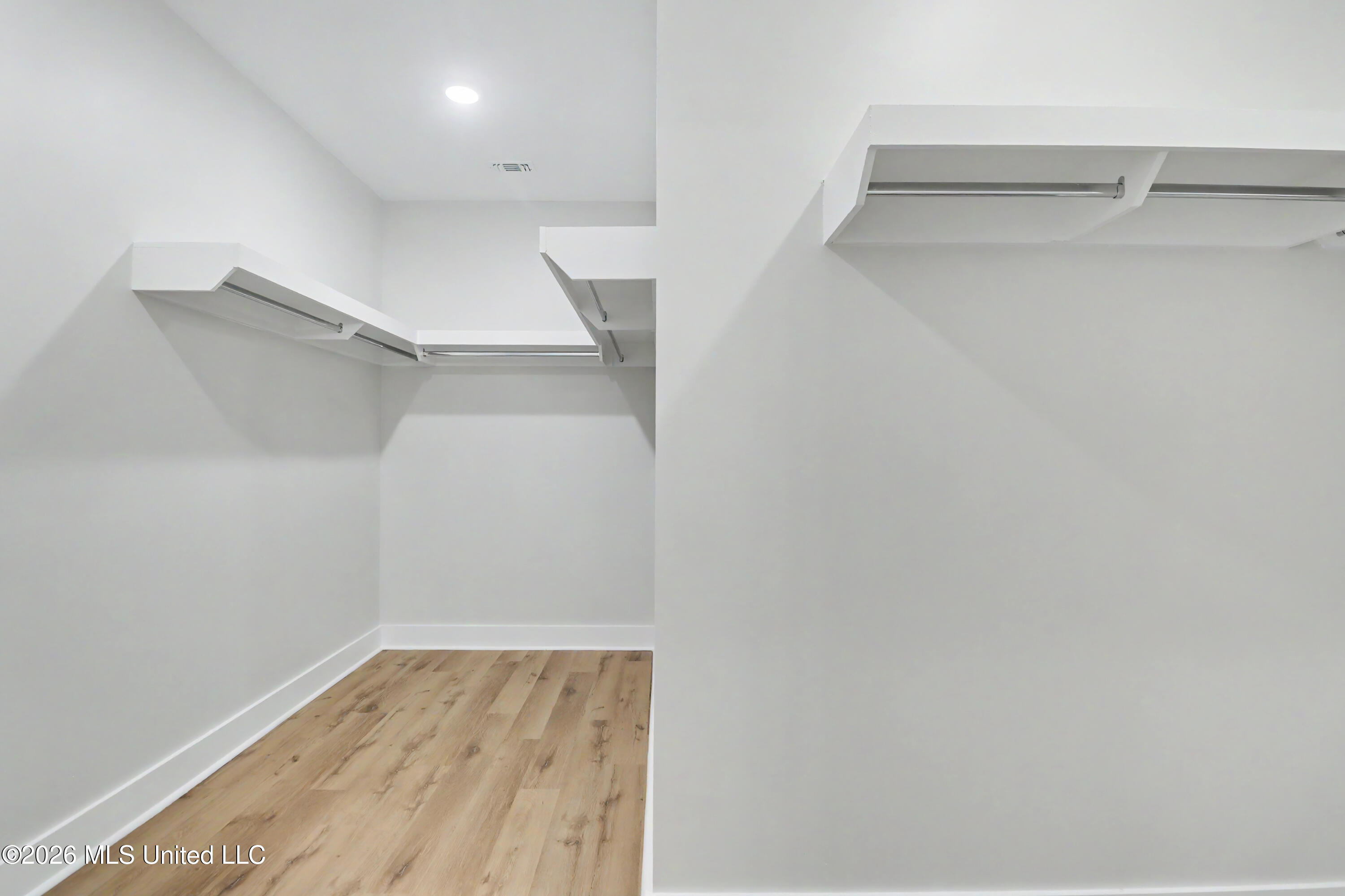 152 Balmoral Avenue Property Photo 20