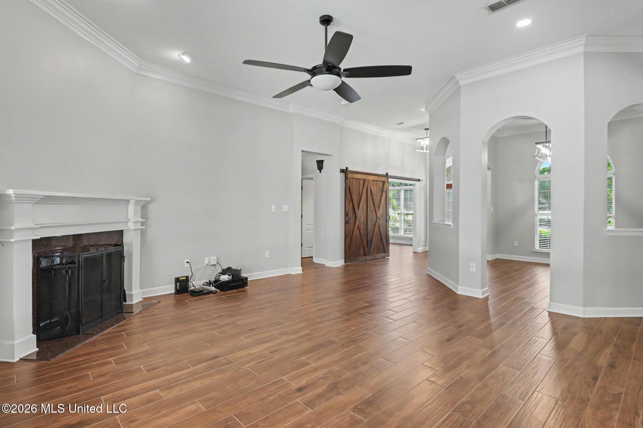 6309 W Silverleaf Drive Property Photo 11
