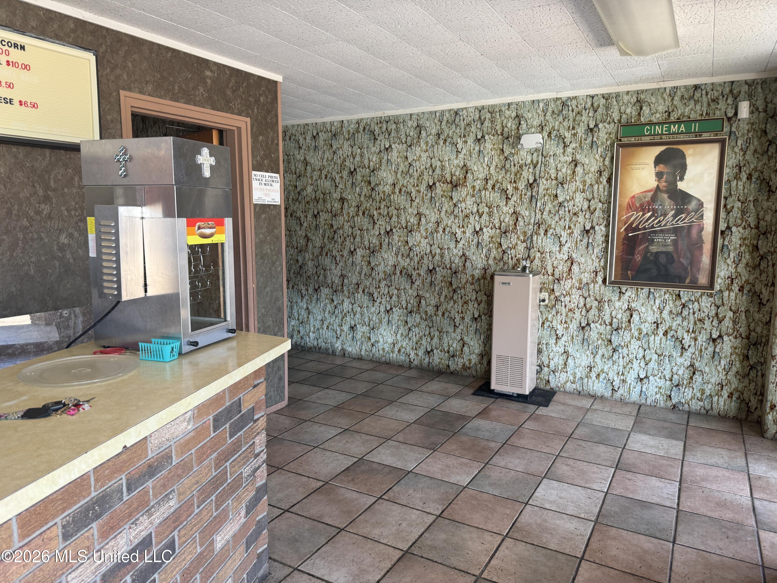 1405 Plaza Drive Property Photo 7