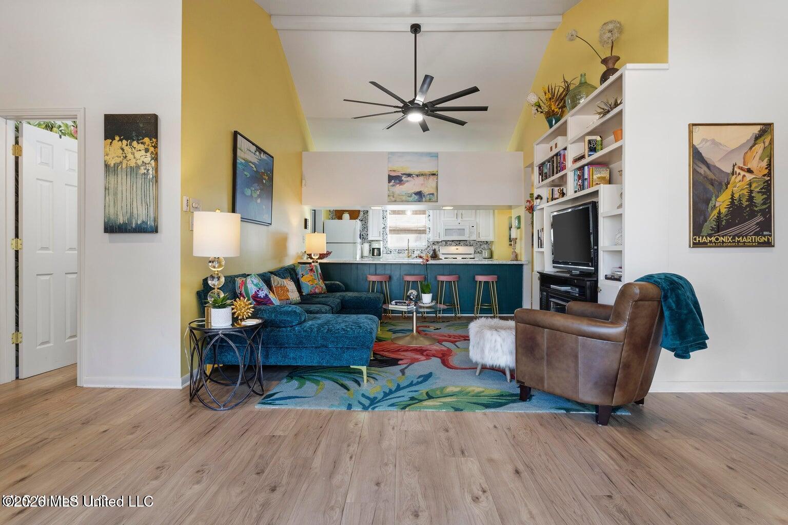 128 Lee Street Property Photo 29