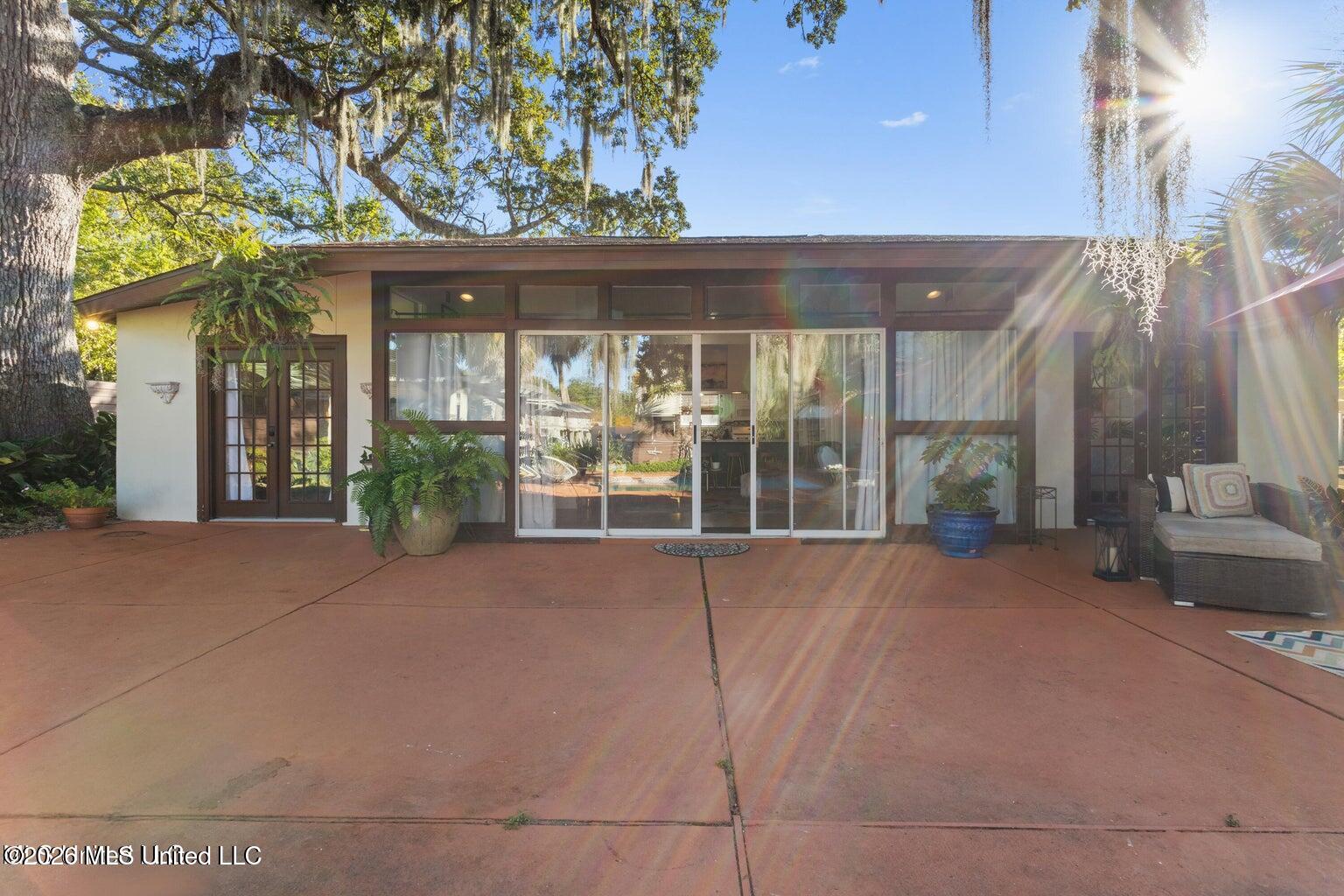 128 Lee Street Property Photo 45