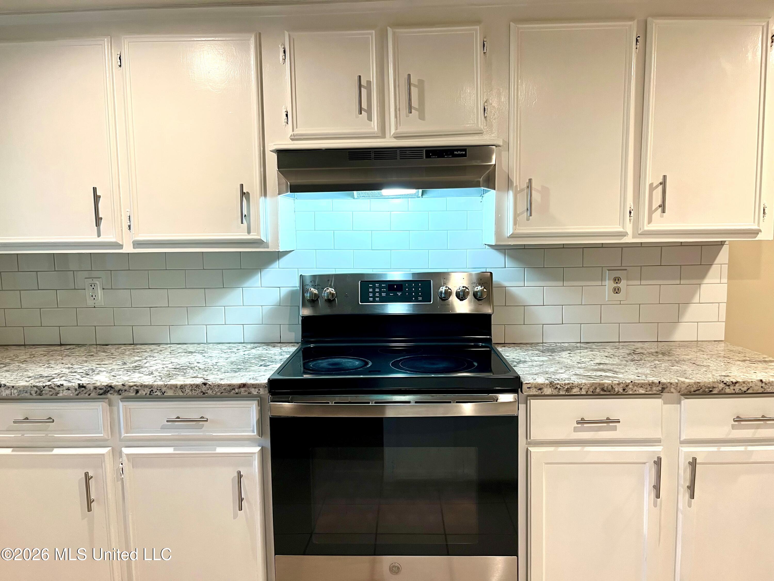 5 Dove Way Circle Property Photo 8