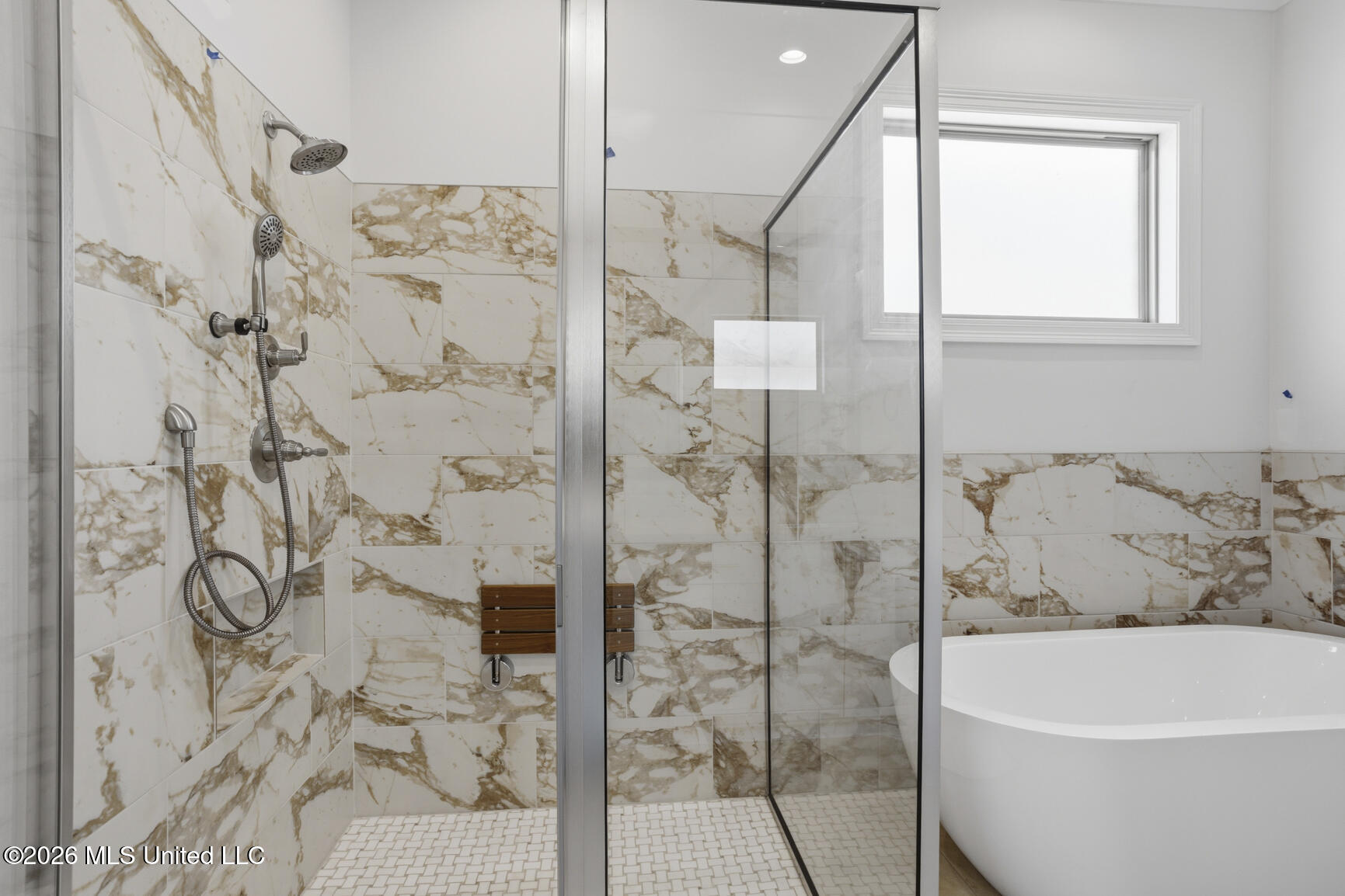 254 Caroline Boulevard Property Photo 26