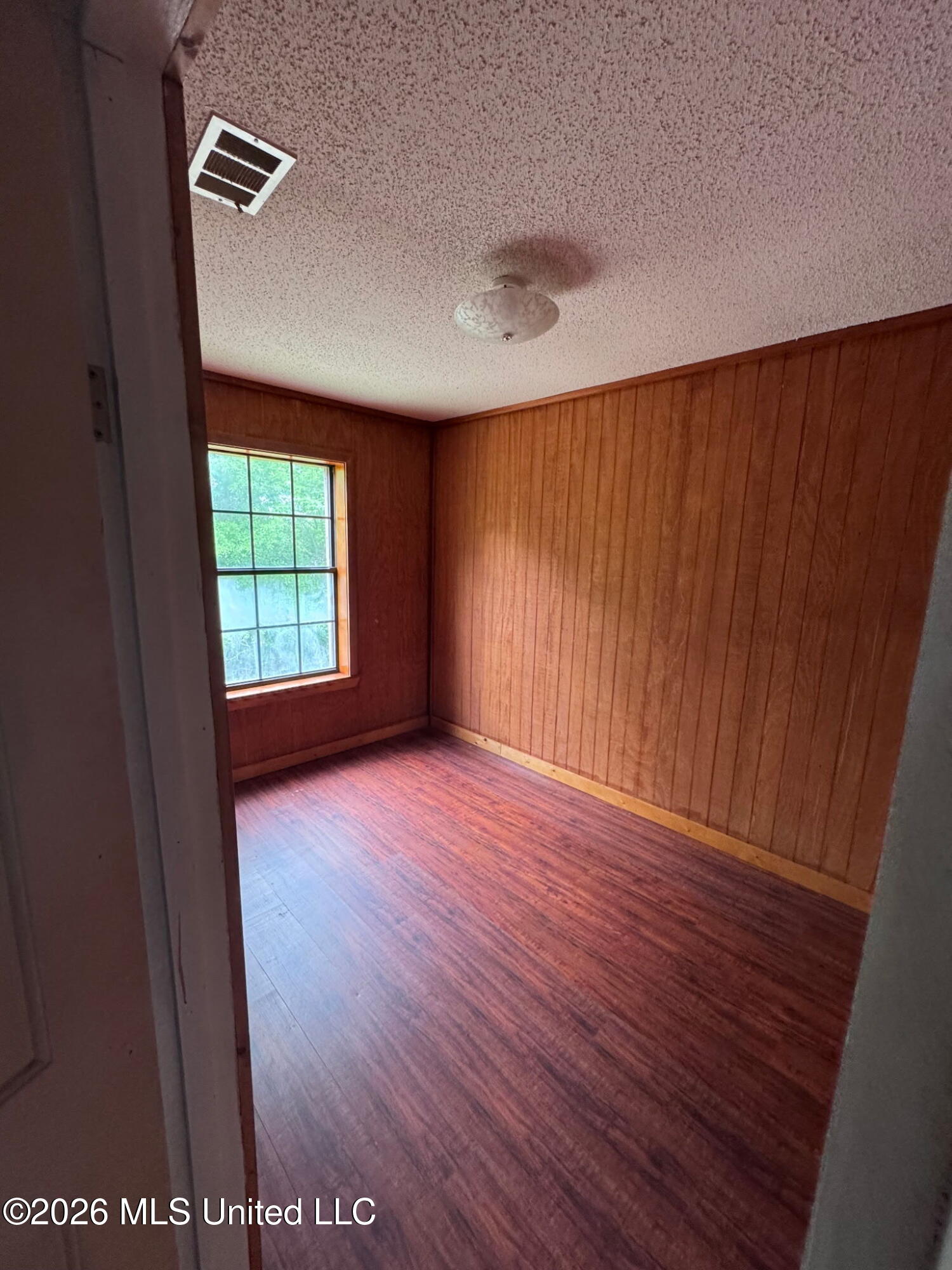 508 Wire Road Property Photo 17