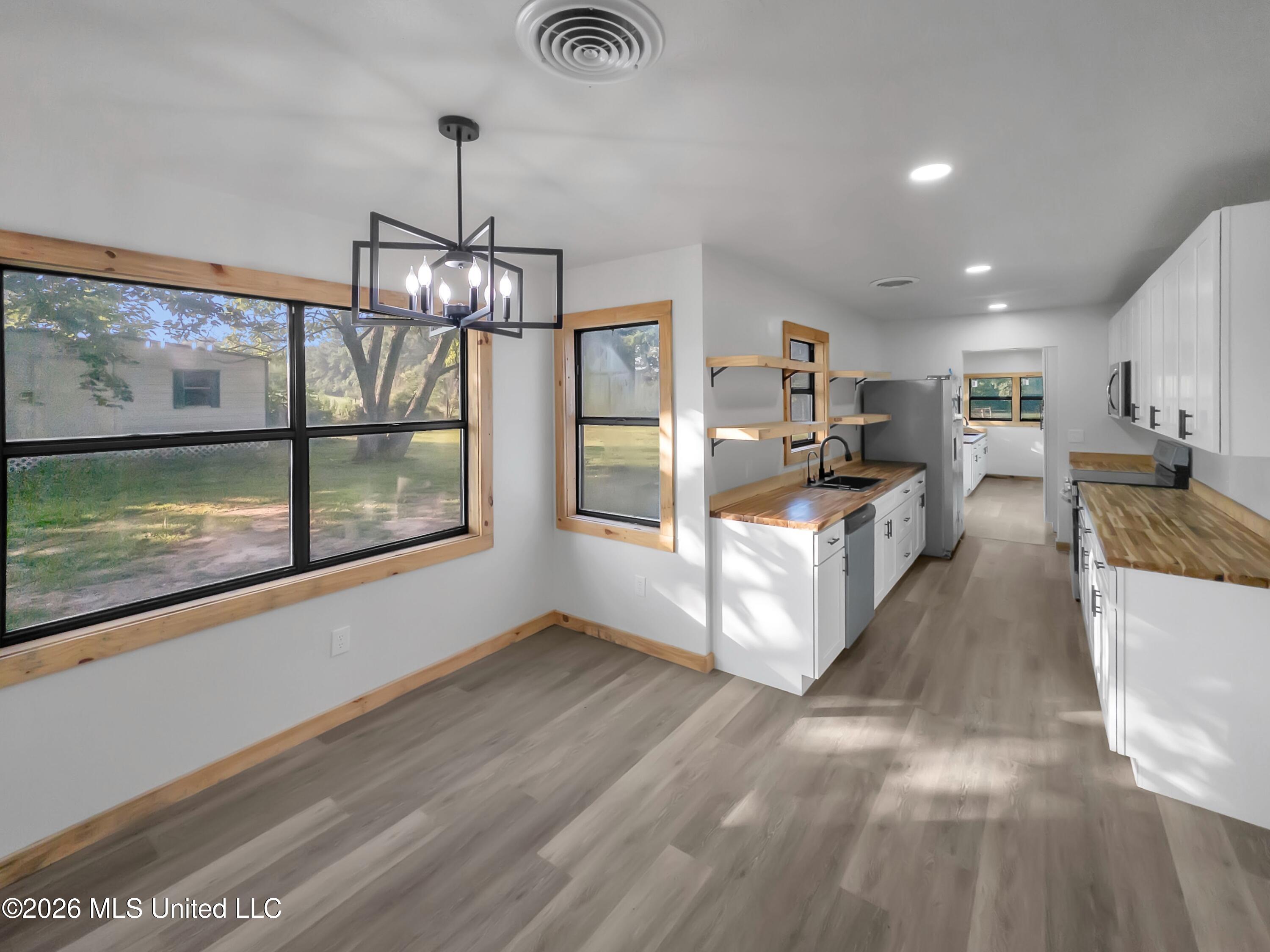 378 Lamkin Road Property Photo 3