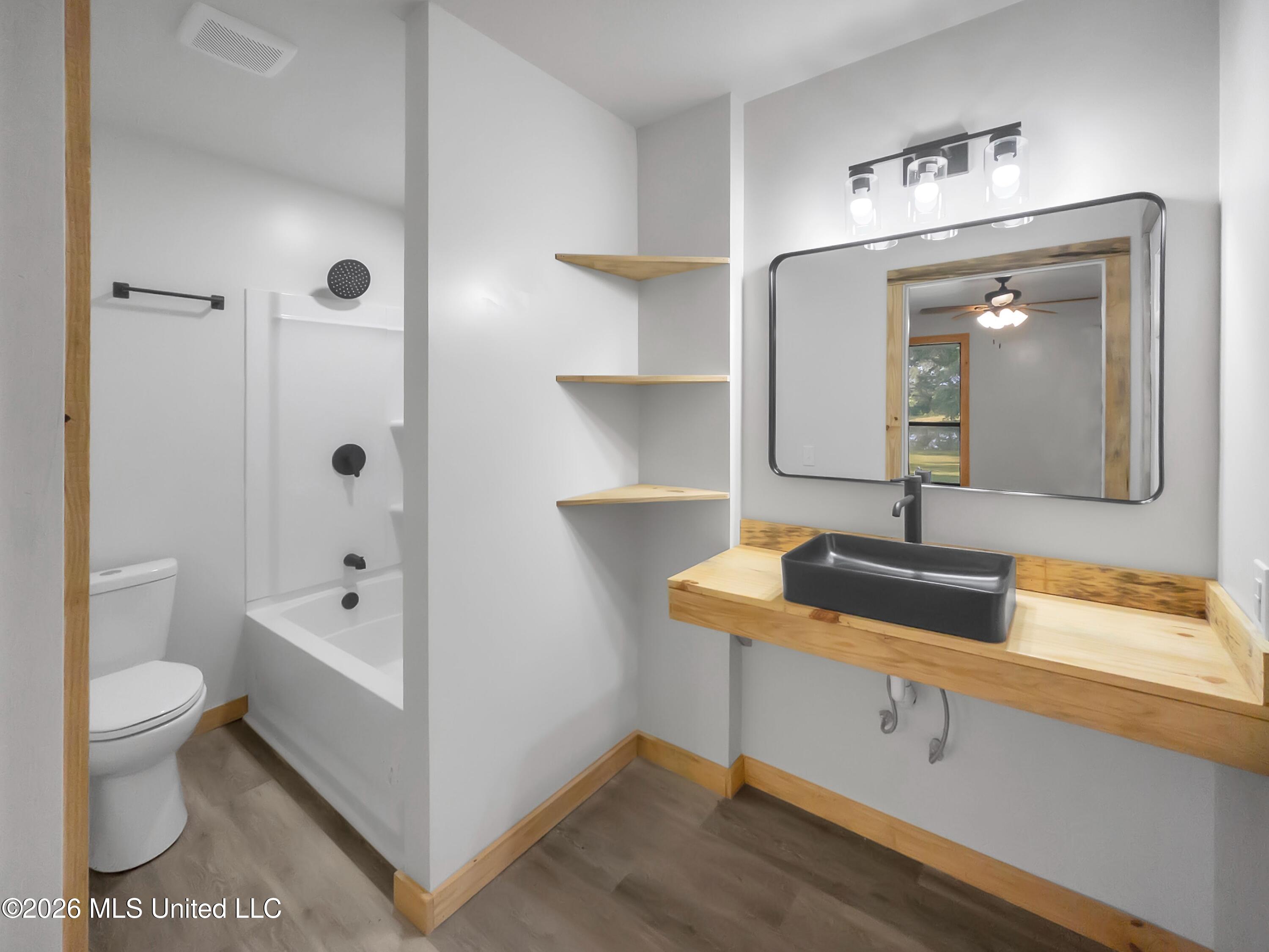 378 Lamkin Road Property Photo 13