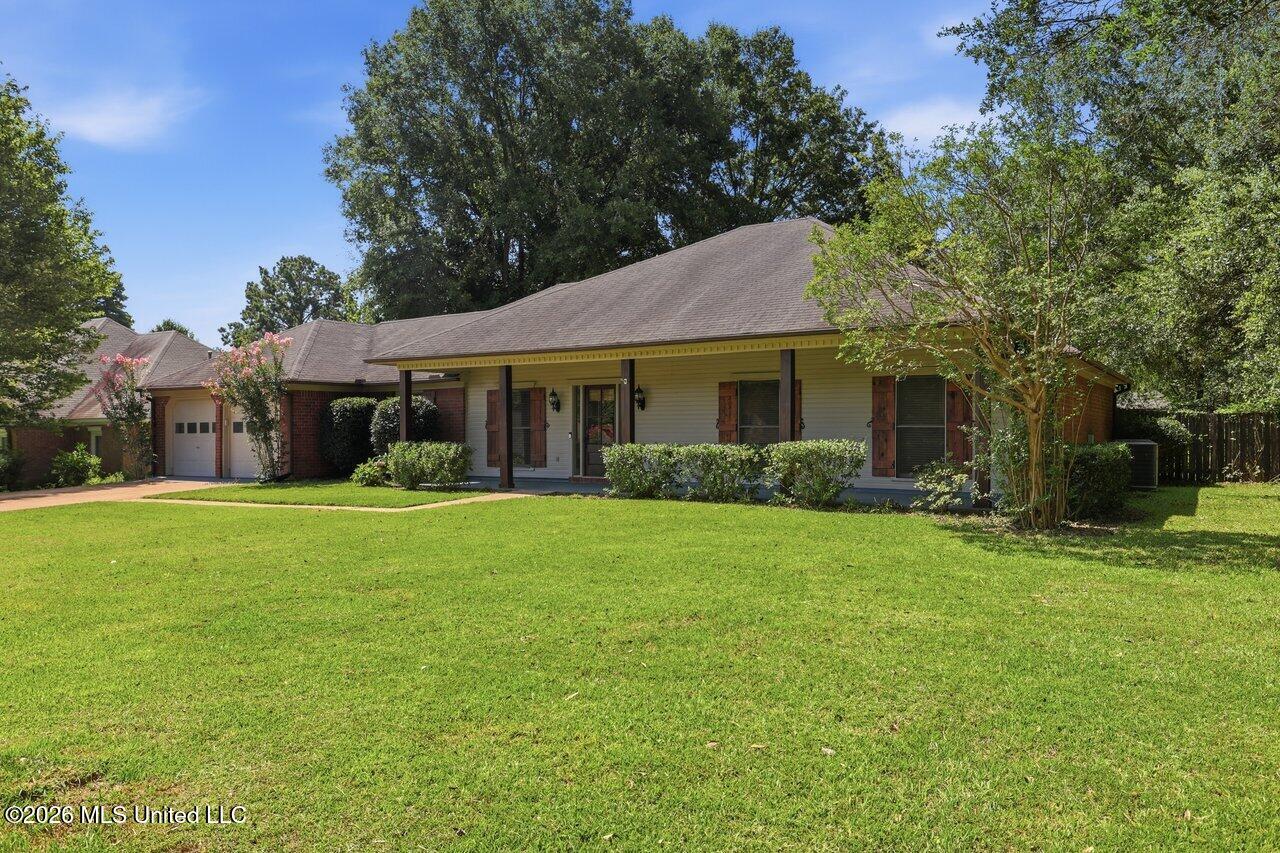 153 Oak Ridge Circle Property Photo 3