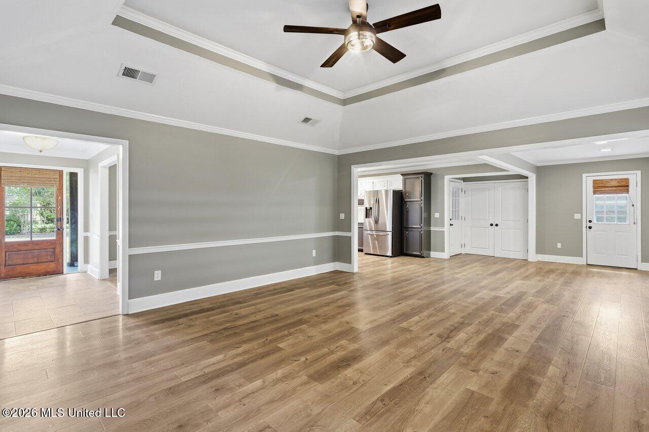 153 Oak Ridge Circle Property Photo 8