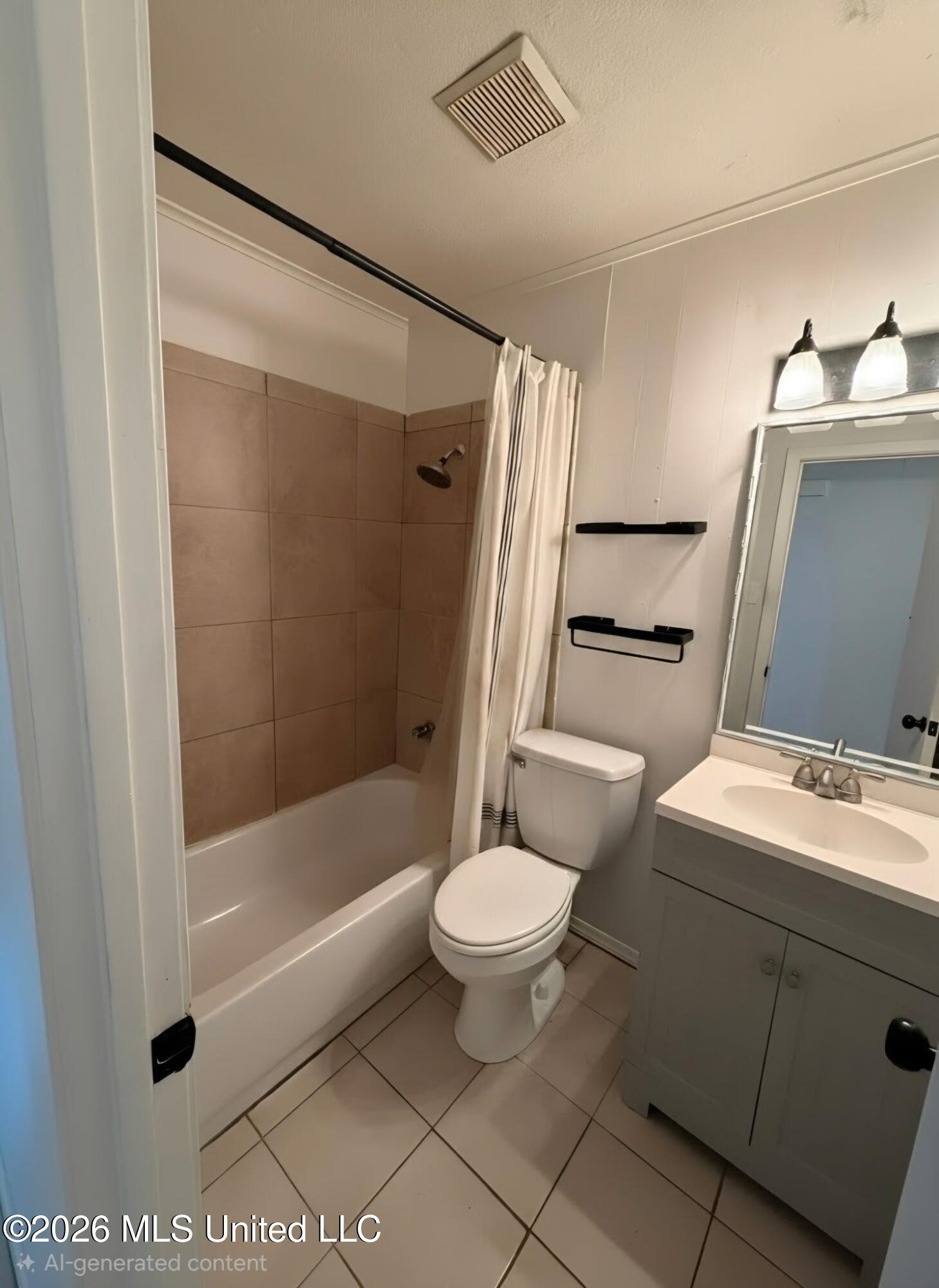 111 N Island View Avenue Property Photo 8