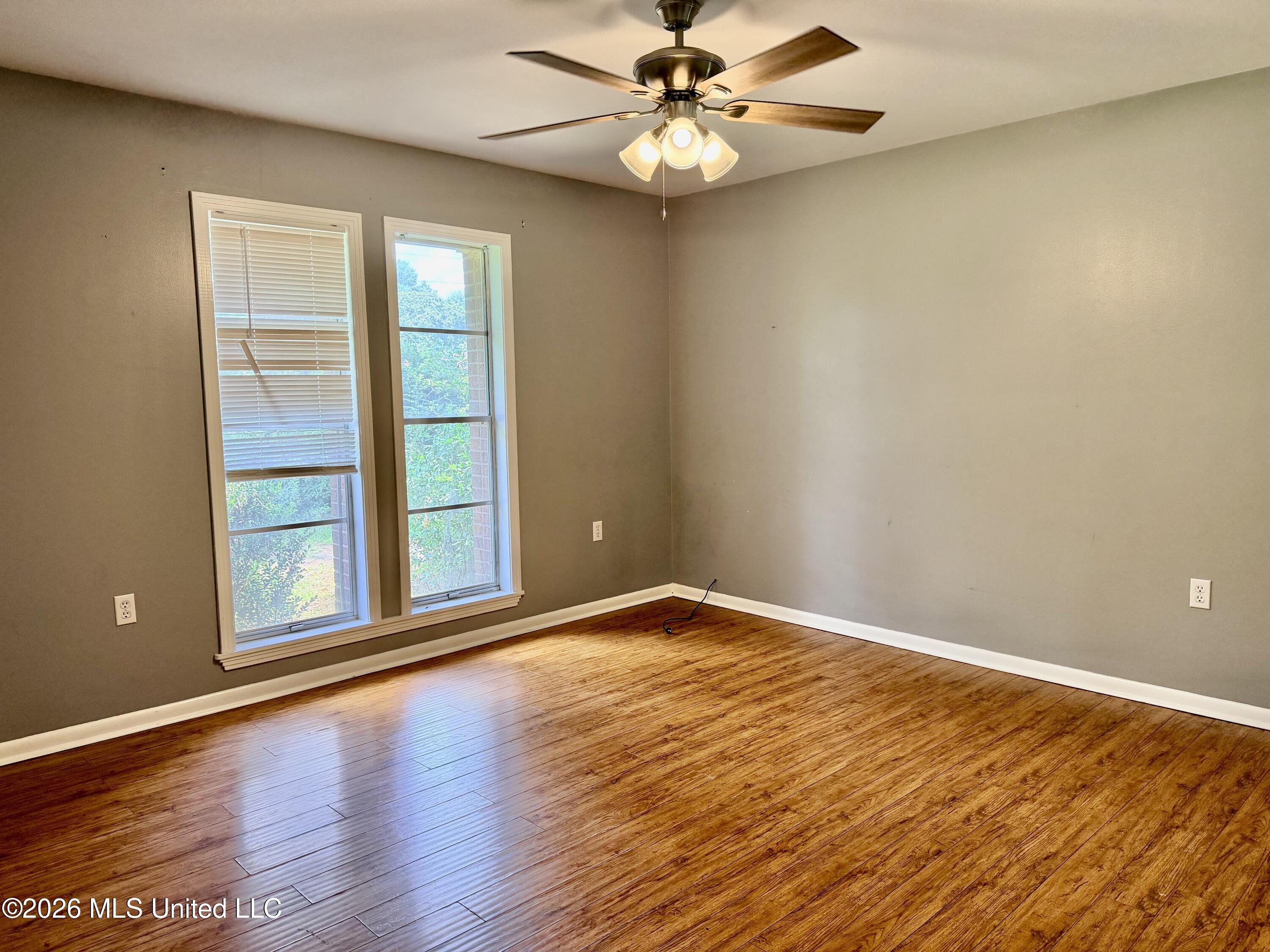 209 Swor Street Property Photo 11
