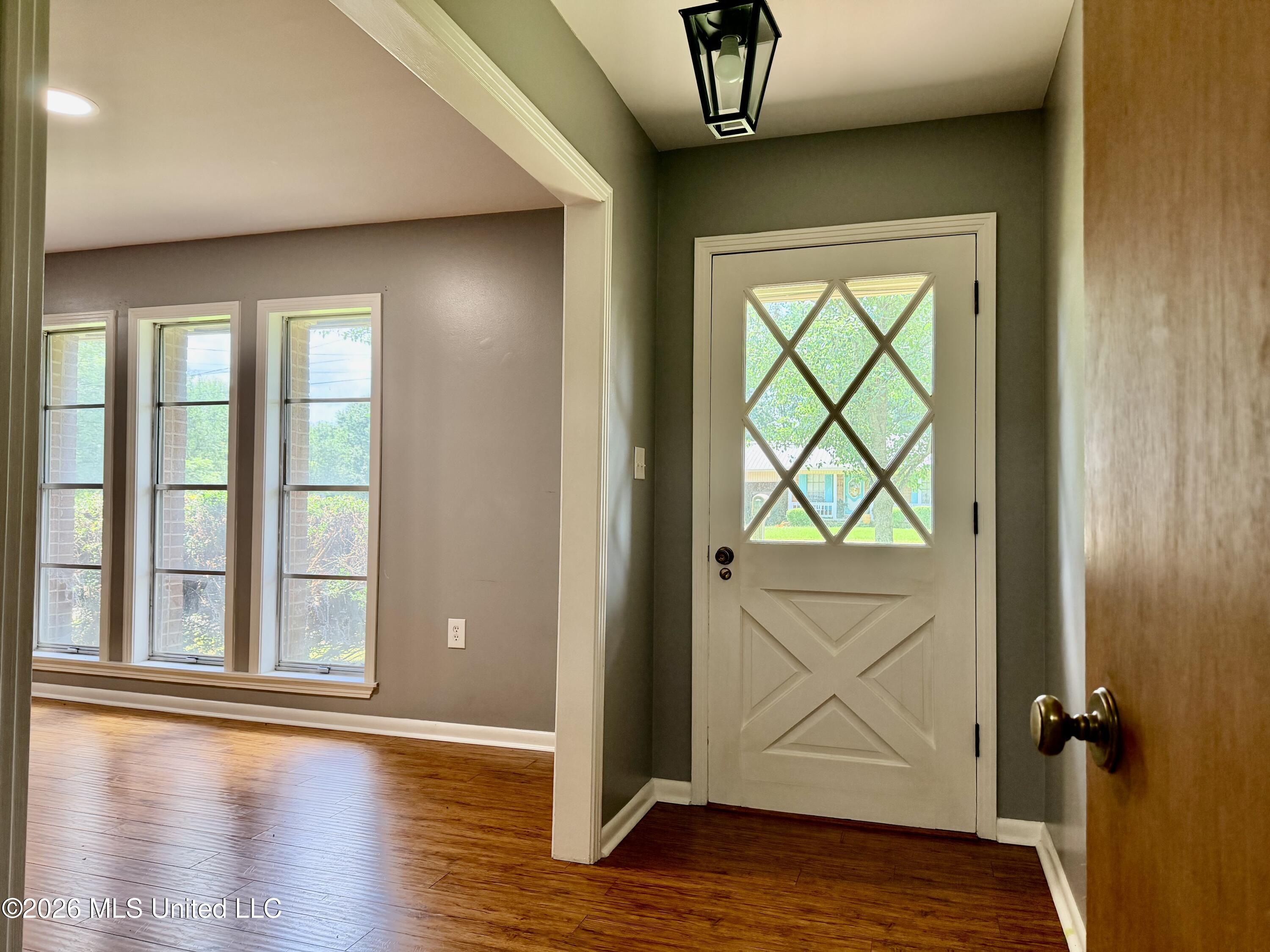 209 Swor Street Property Photo 14