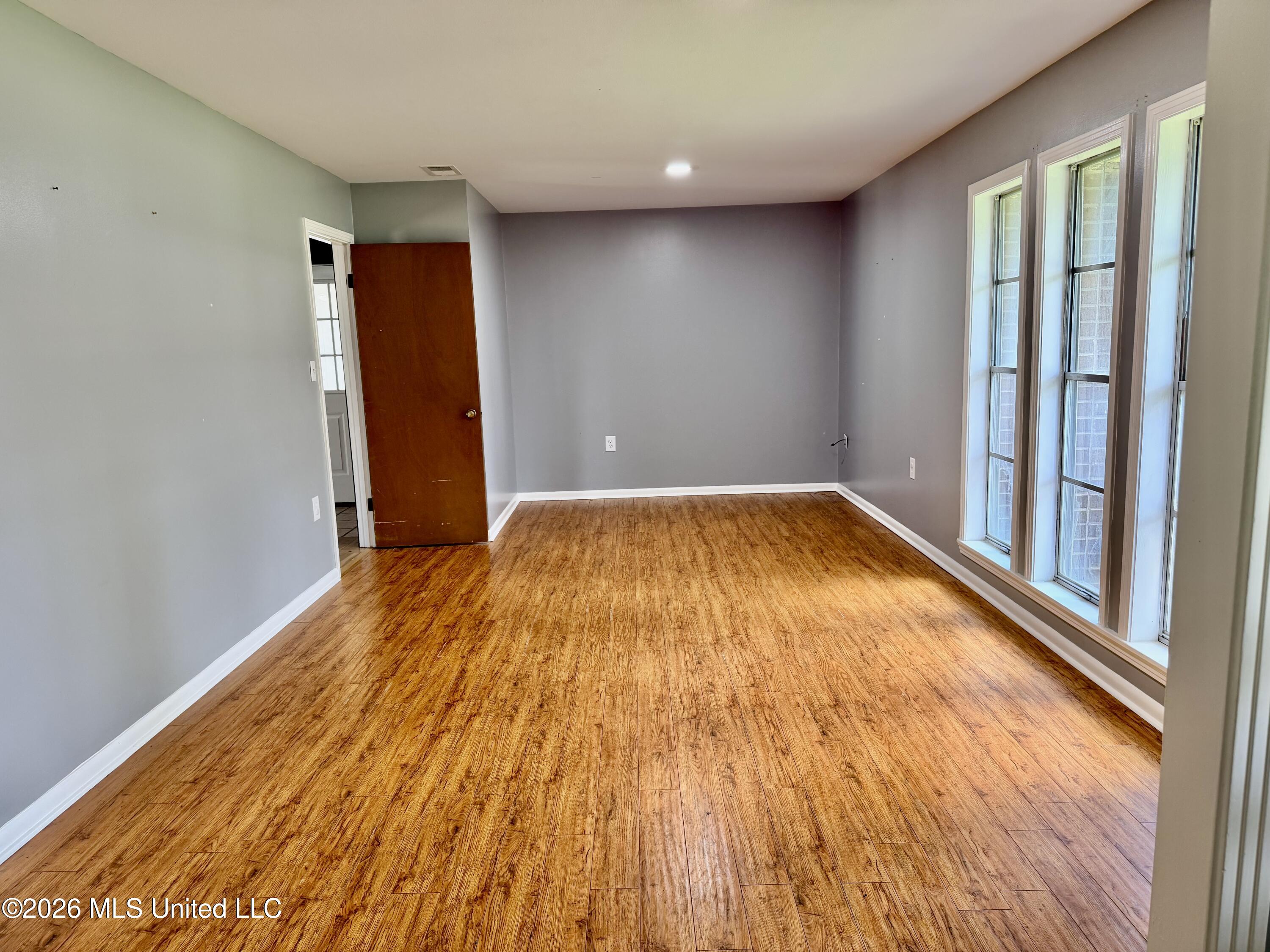 209 Swor Street Property Photo 15