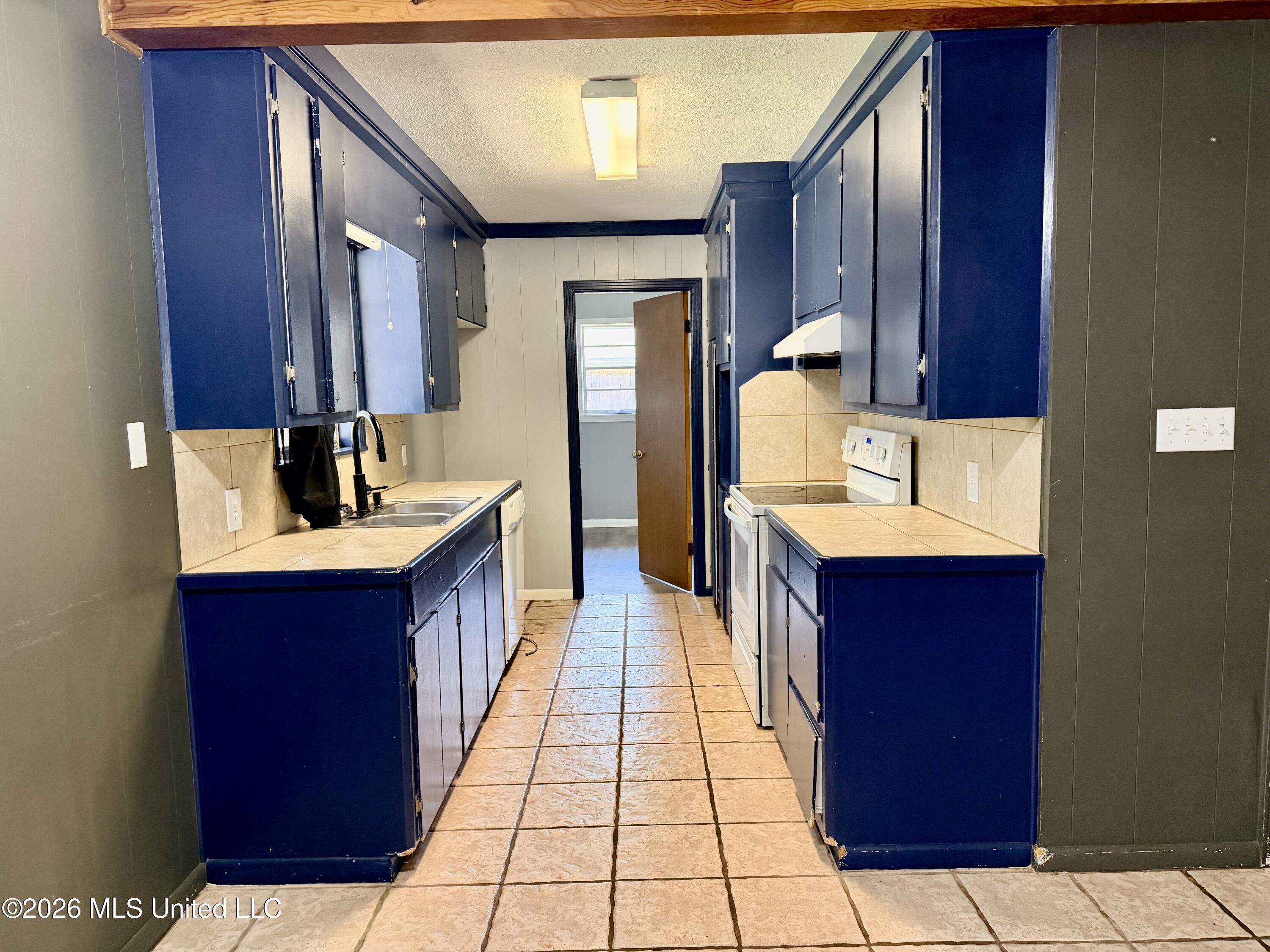 209 Swor Street Property Photo 21