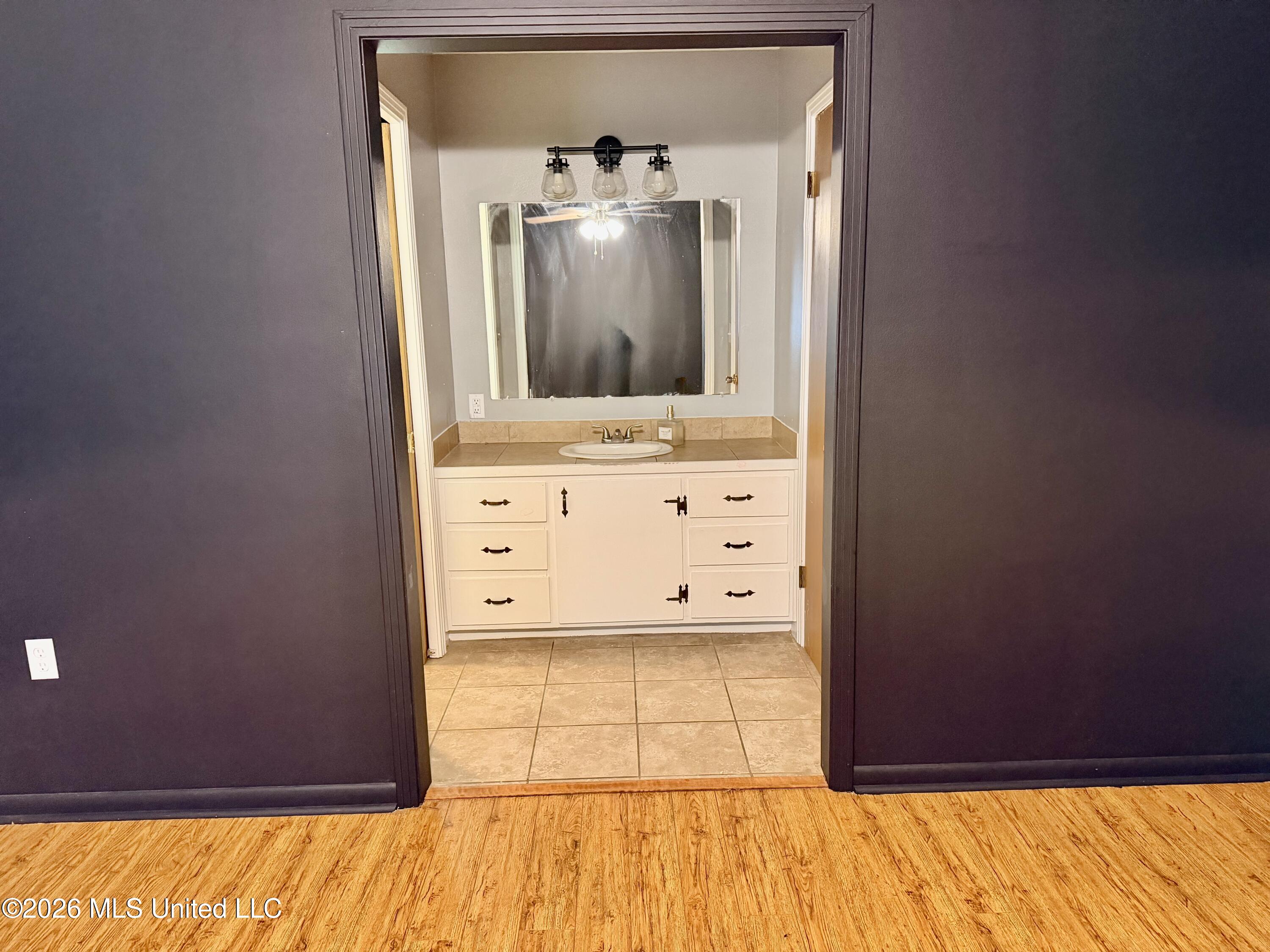 209 Swor Street Property Photo 27