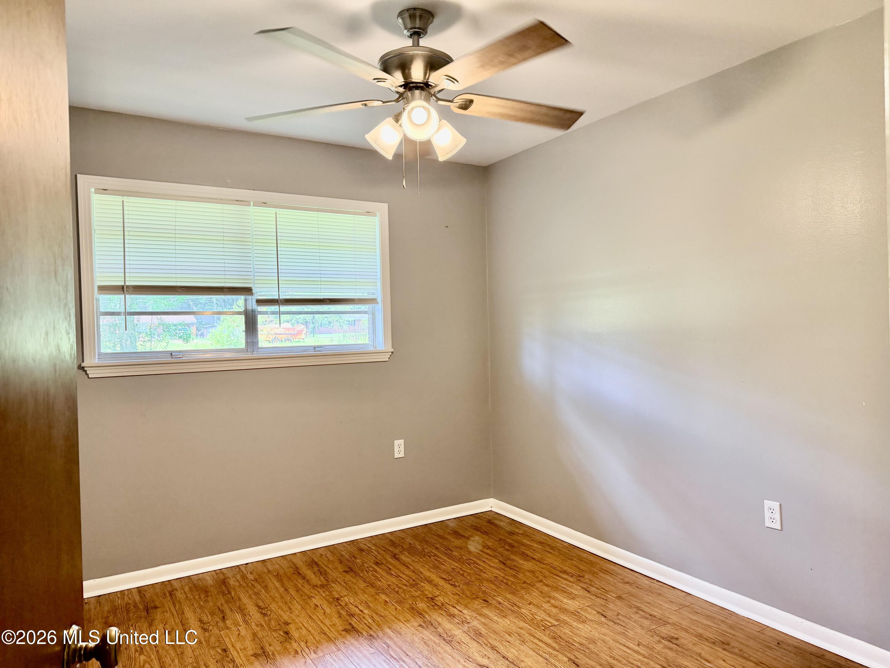 209 Swor Street Property Photo 31