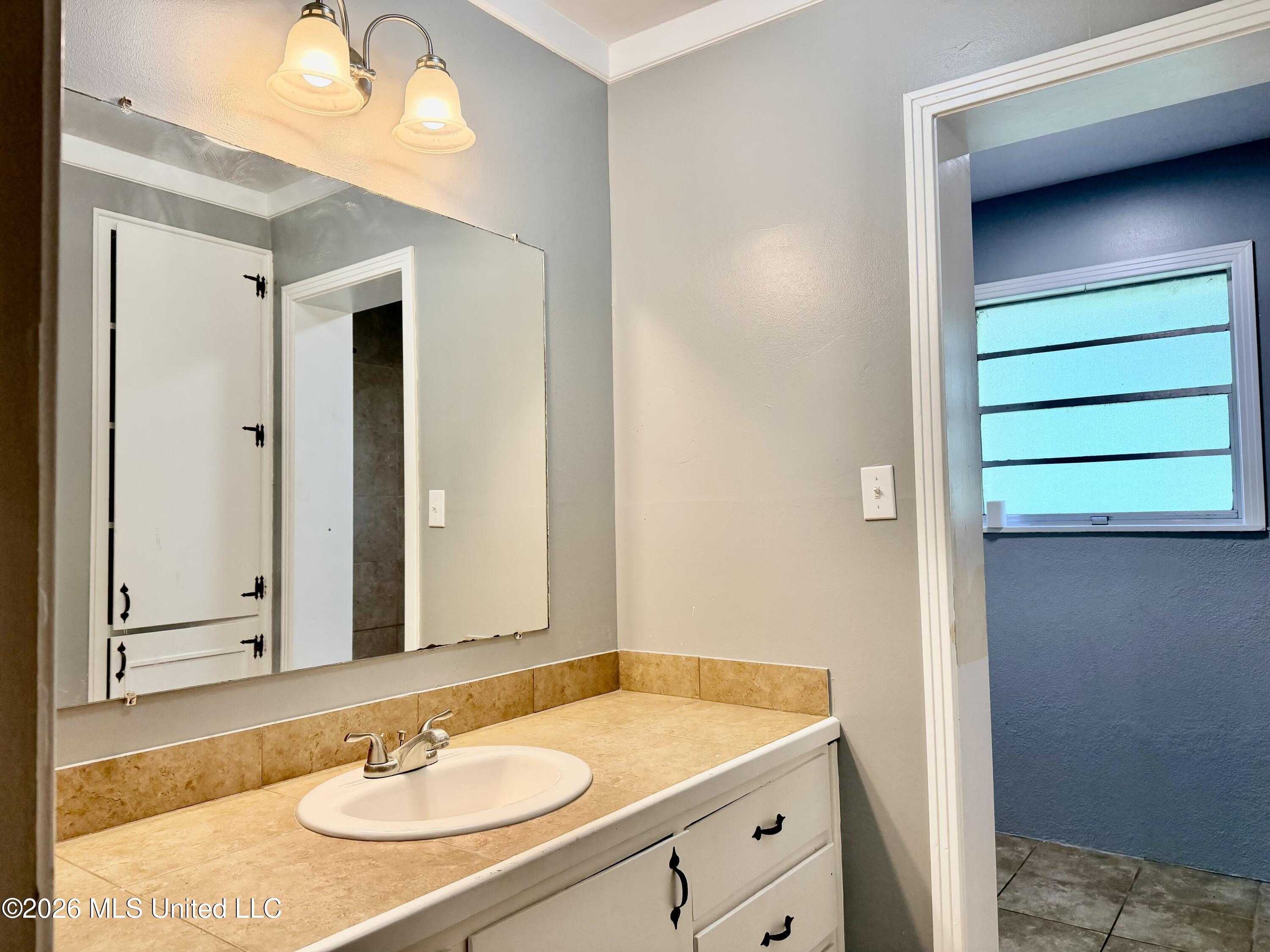 209 Swor Street Property Photo 32