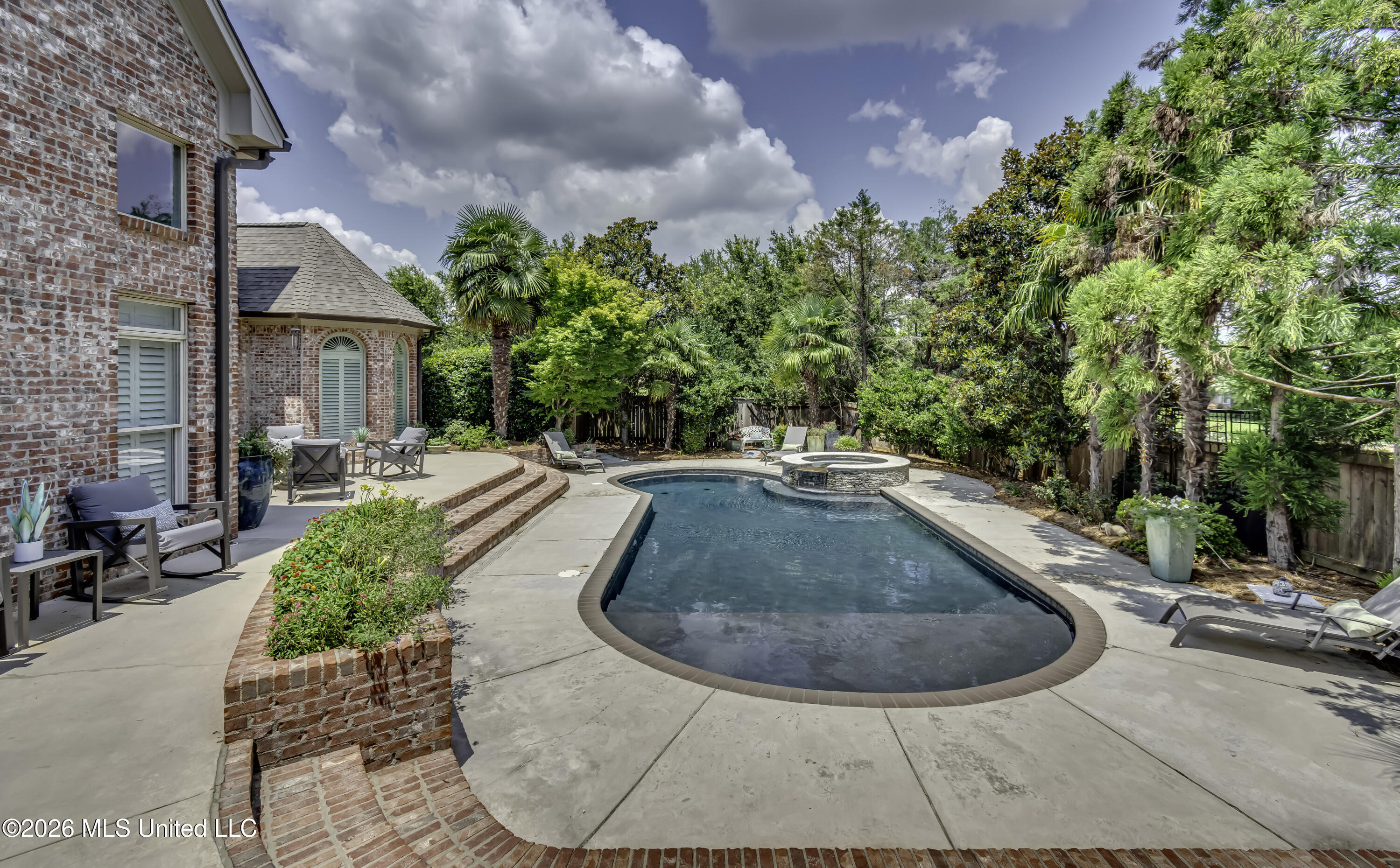 107 Carlton Boulevard Property Photo 7