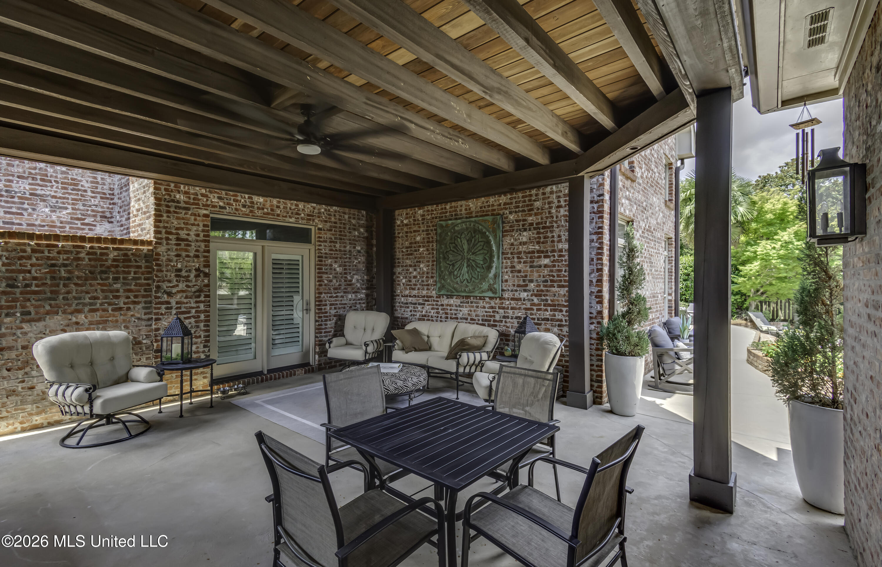107 Carlton Boulevard Property Photo 14