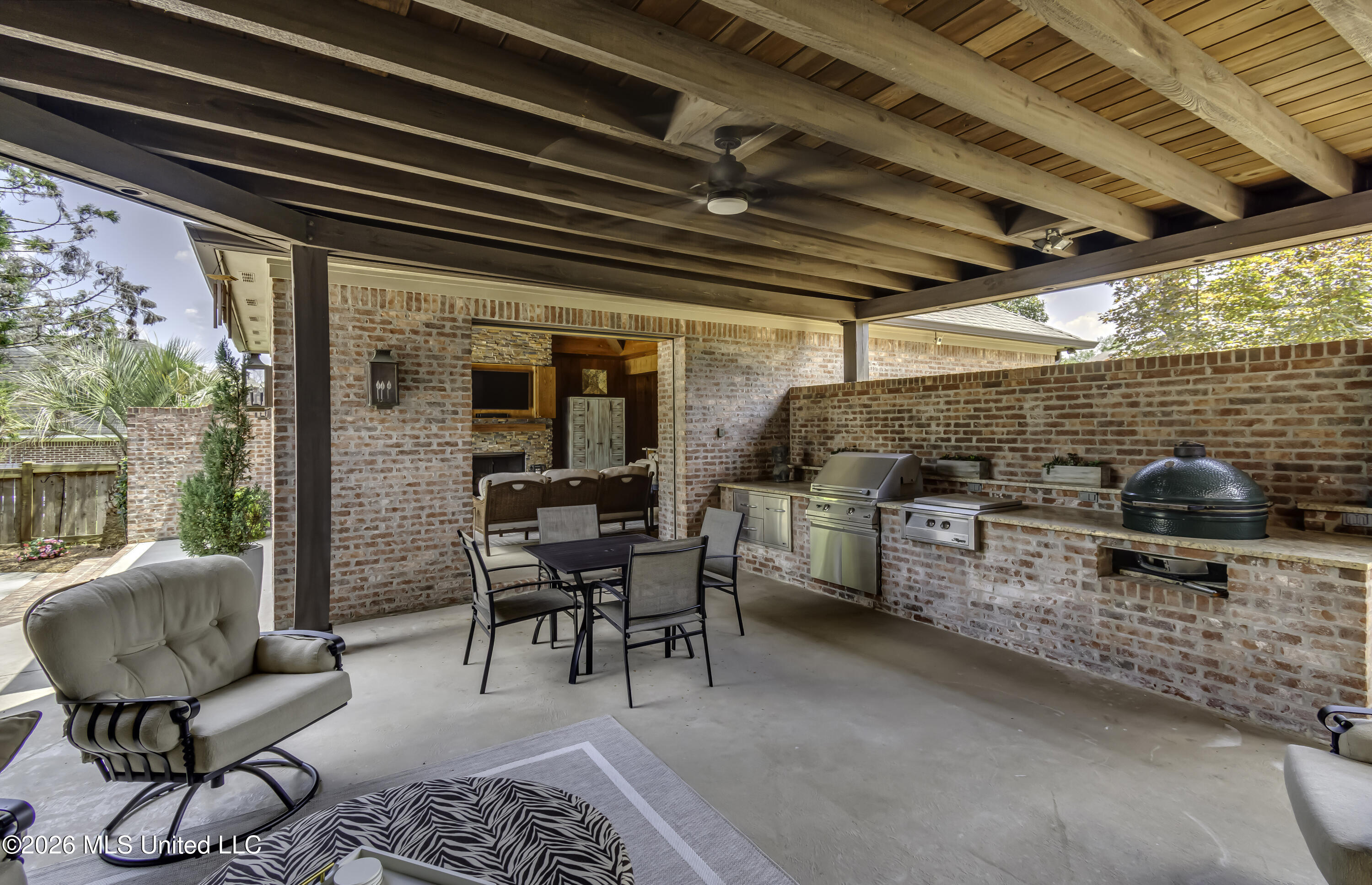 107 Carlton Boulevard Property Photo 16